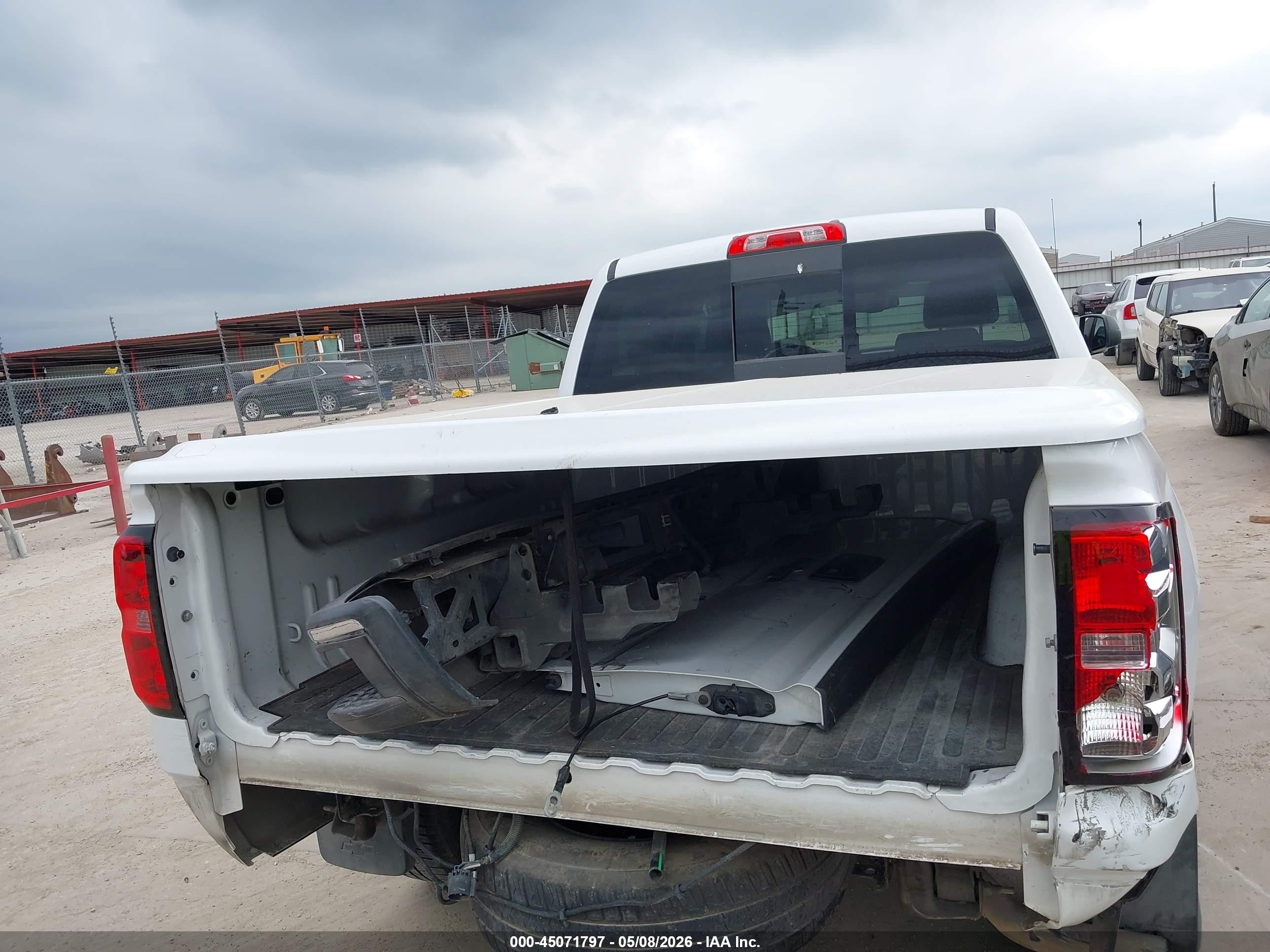 2014 Chevrolet Silverado 1500 1lt White vin: 3GCPCREC3EG484634