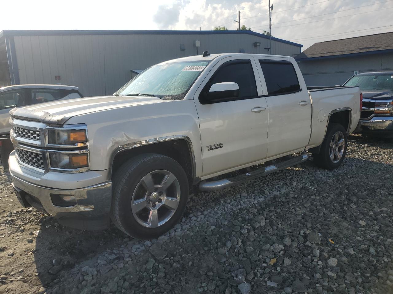 2014 Chevrolet Silverado C1500 Lt White vin: 3GCPCREC3EG556643 Damage: Left Front Fender, Severe Damage, Replacement Required