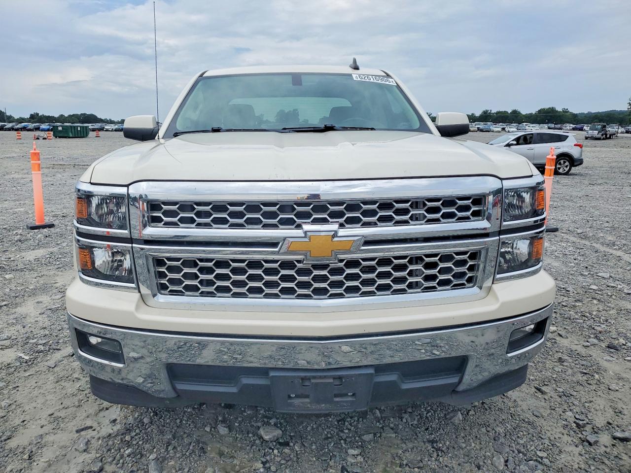 2015 Chevrolet Silverado C1500 Lt White vin: 3GCPCREC3FG417517