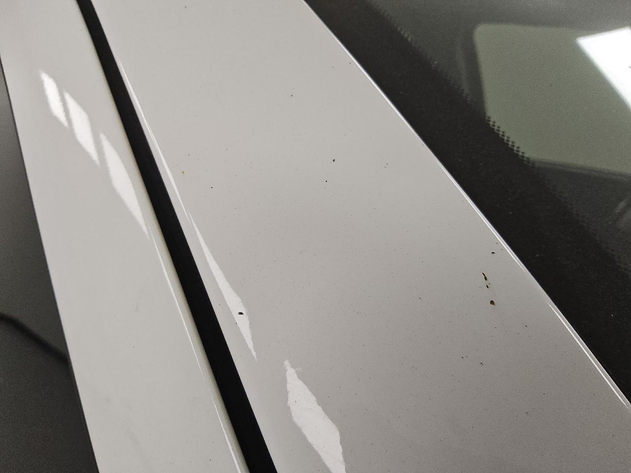 2015 Chevrolet Silverado C1500 Lt White vin: 3GCPCREC3FG527662 Damage: Right Drip Rail, Heavy Scratch, 1/2 To 1 Inch