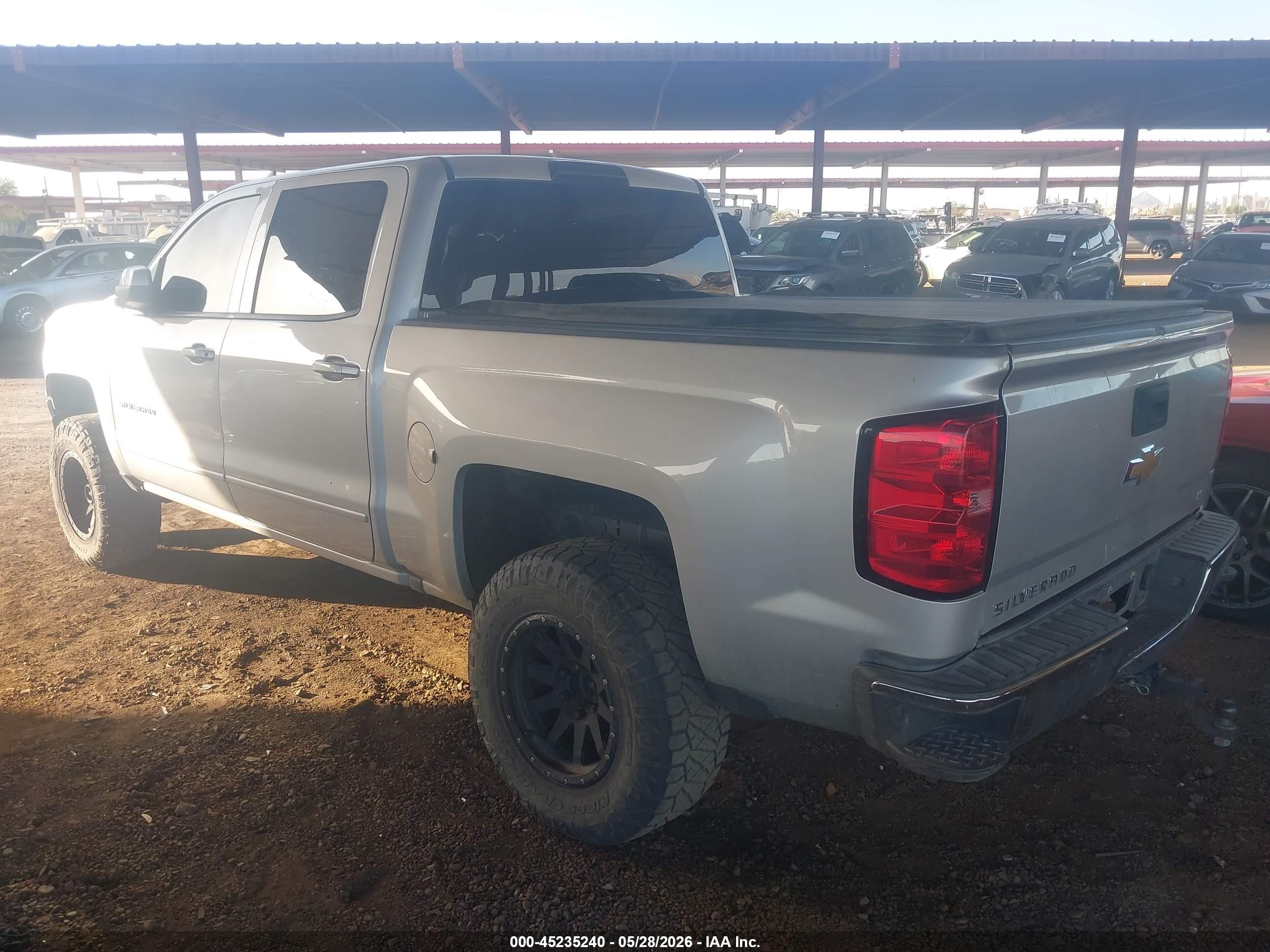 2018 Chevrolet Silverado 1500 1lt Gray vin: 3GCPCREC3JG115234