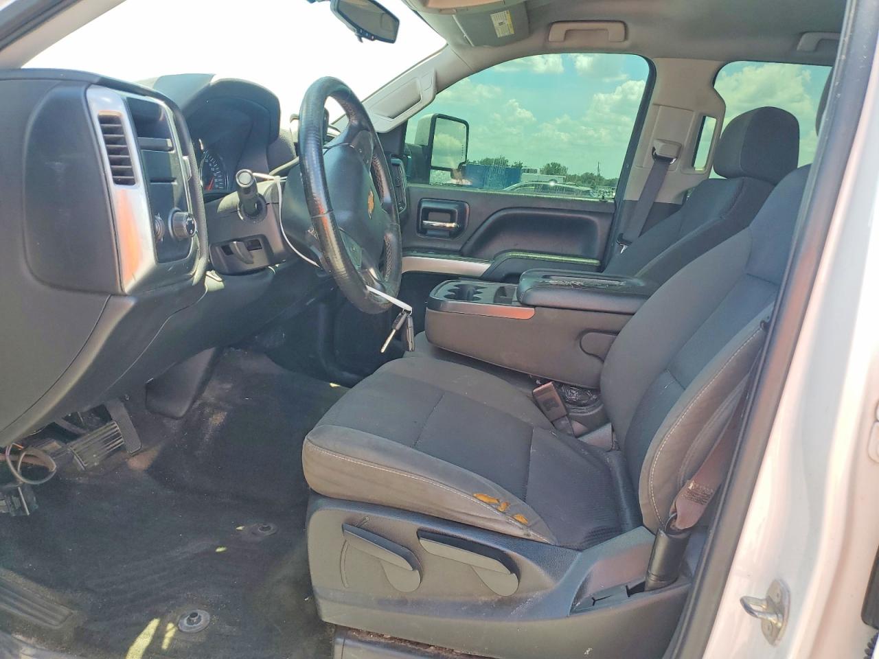 2014 Chevrolet Silverado C1500 Lt White vin: 3GCPCREC4EG151990