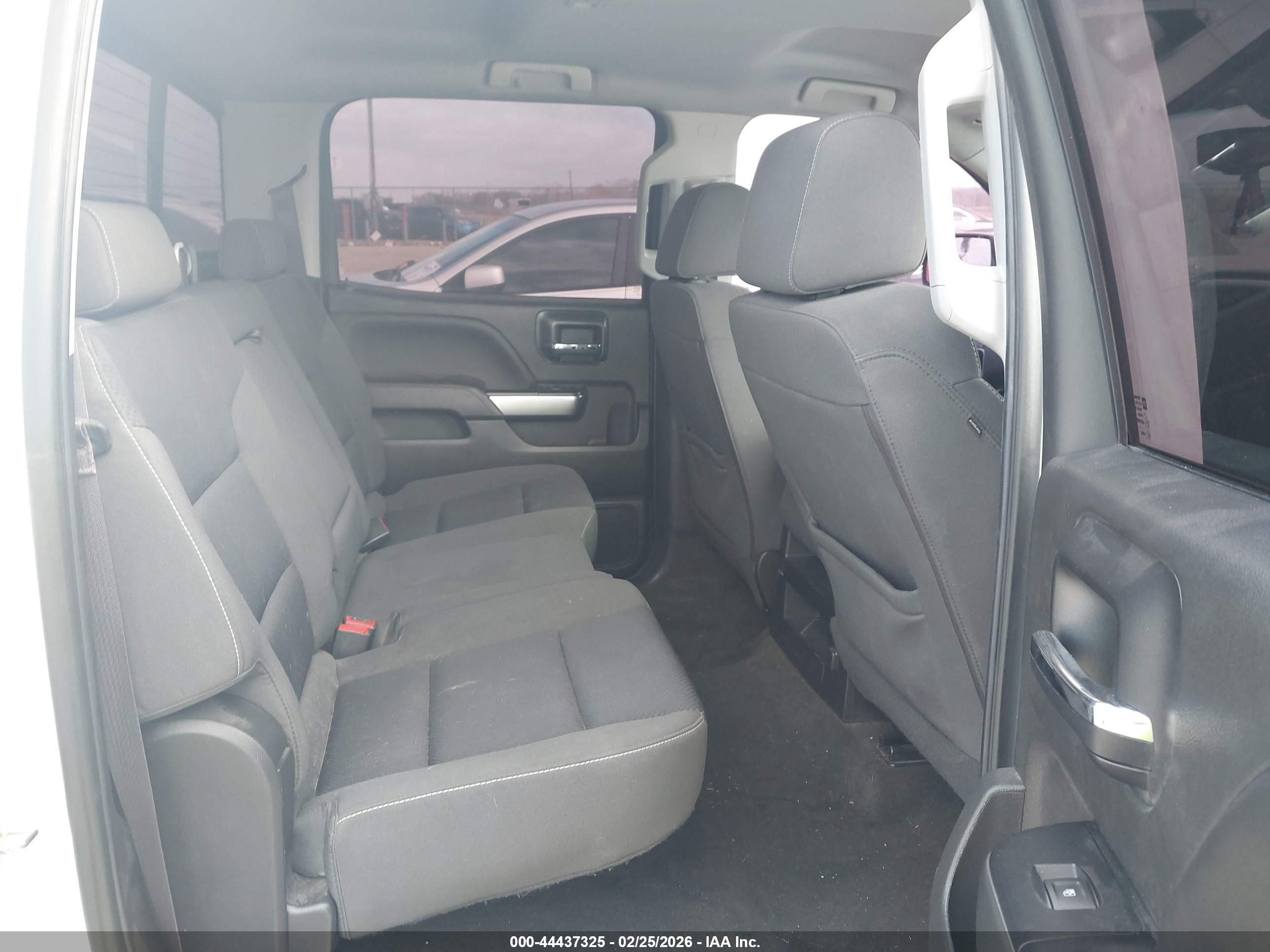 2017 Chevrolet Silverado 1500 1lt White vin: 3GCPCREC4HG448620