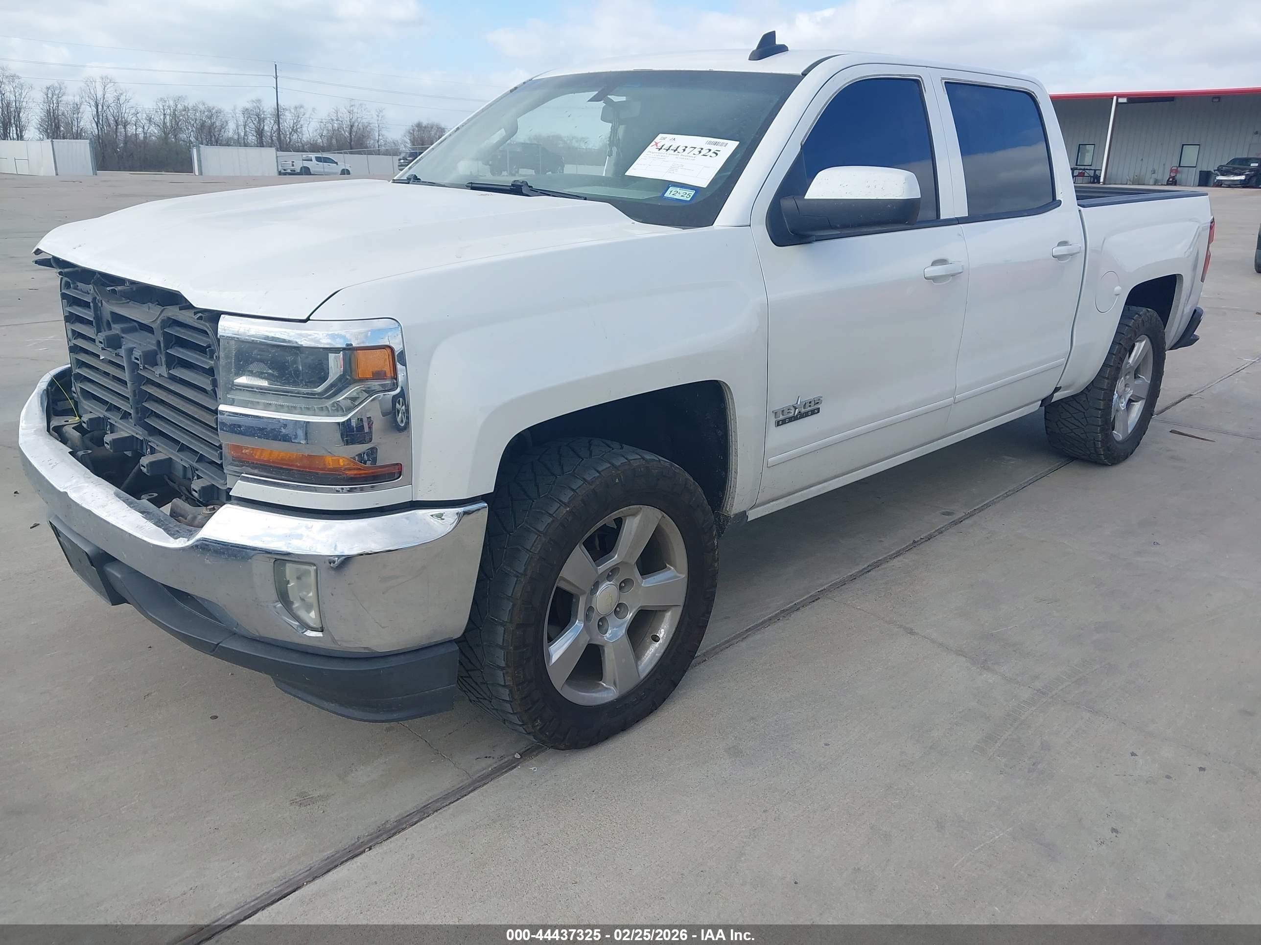 2017 Chevrolet Silverado 1500 1lt White vin: 3GCPCREC4HG448620