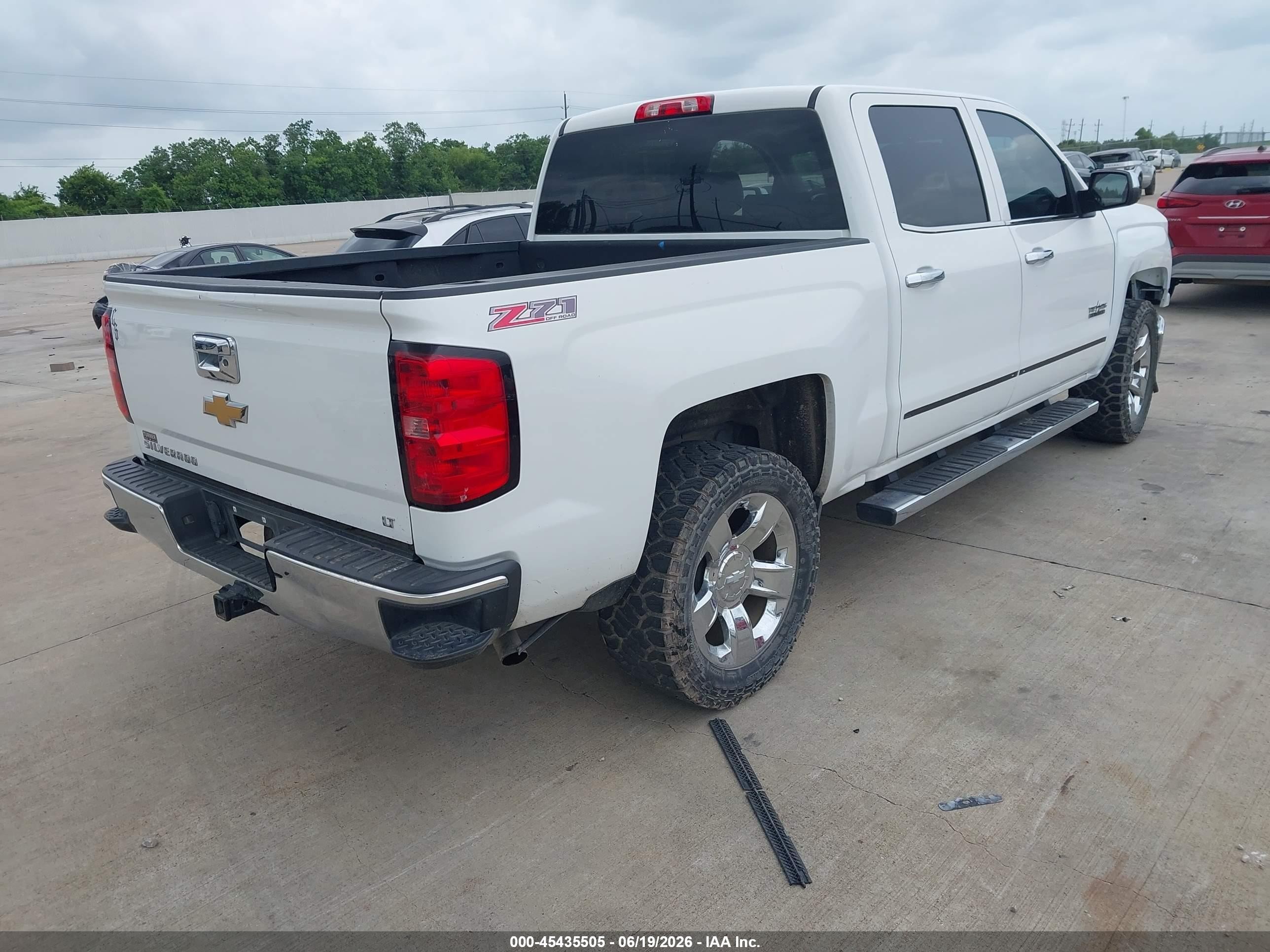 2015 Chevrolet Silverado 1500 1lt White vin: 3GCPCREC6FG168405