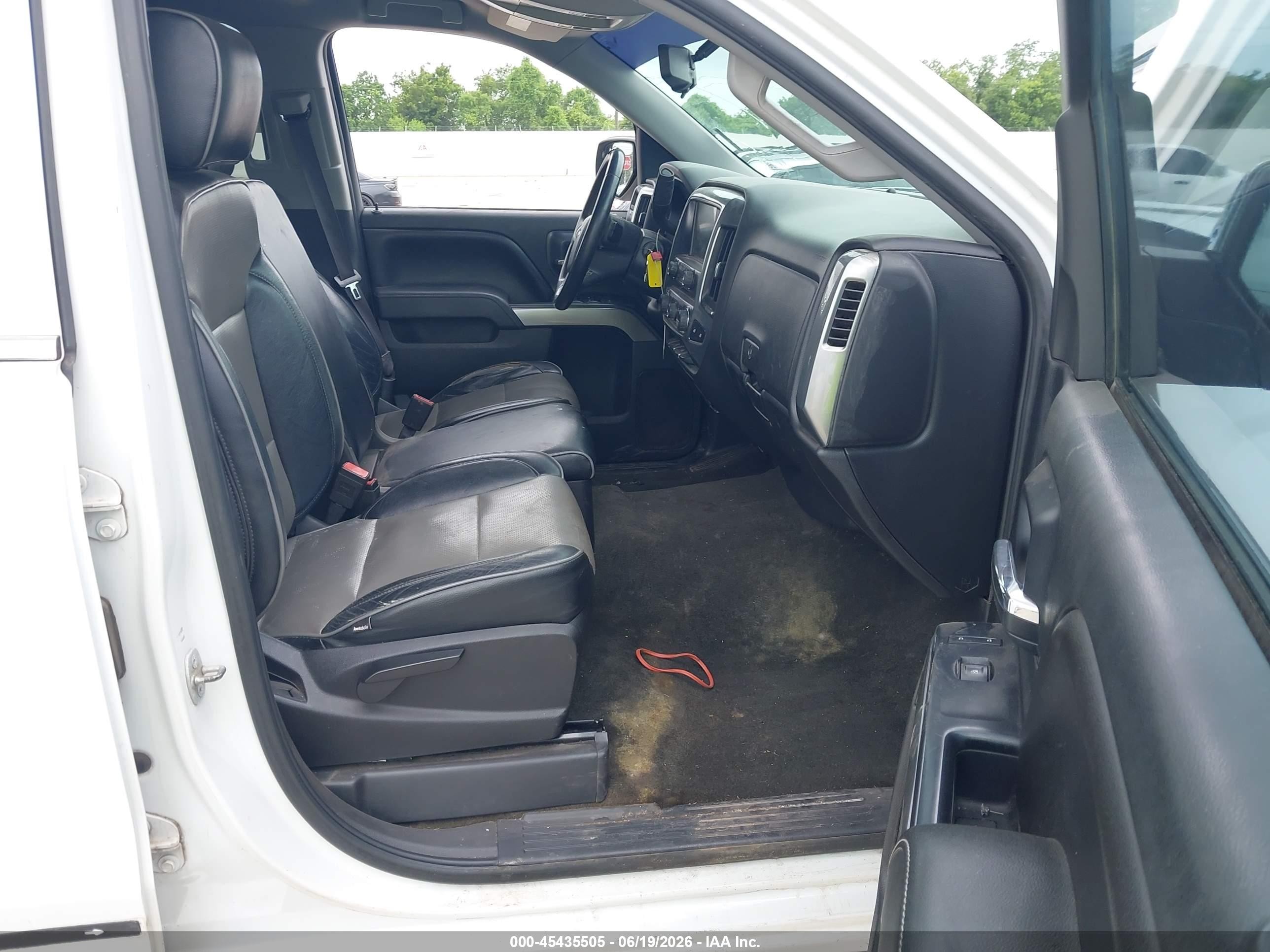 2015 Chevrolet Silverado 1500 1lt White vin: 3GCPCREC6FG168405