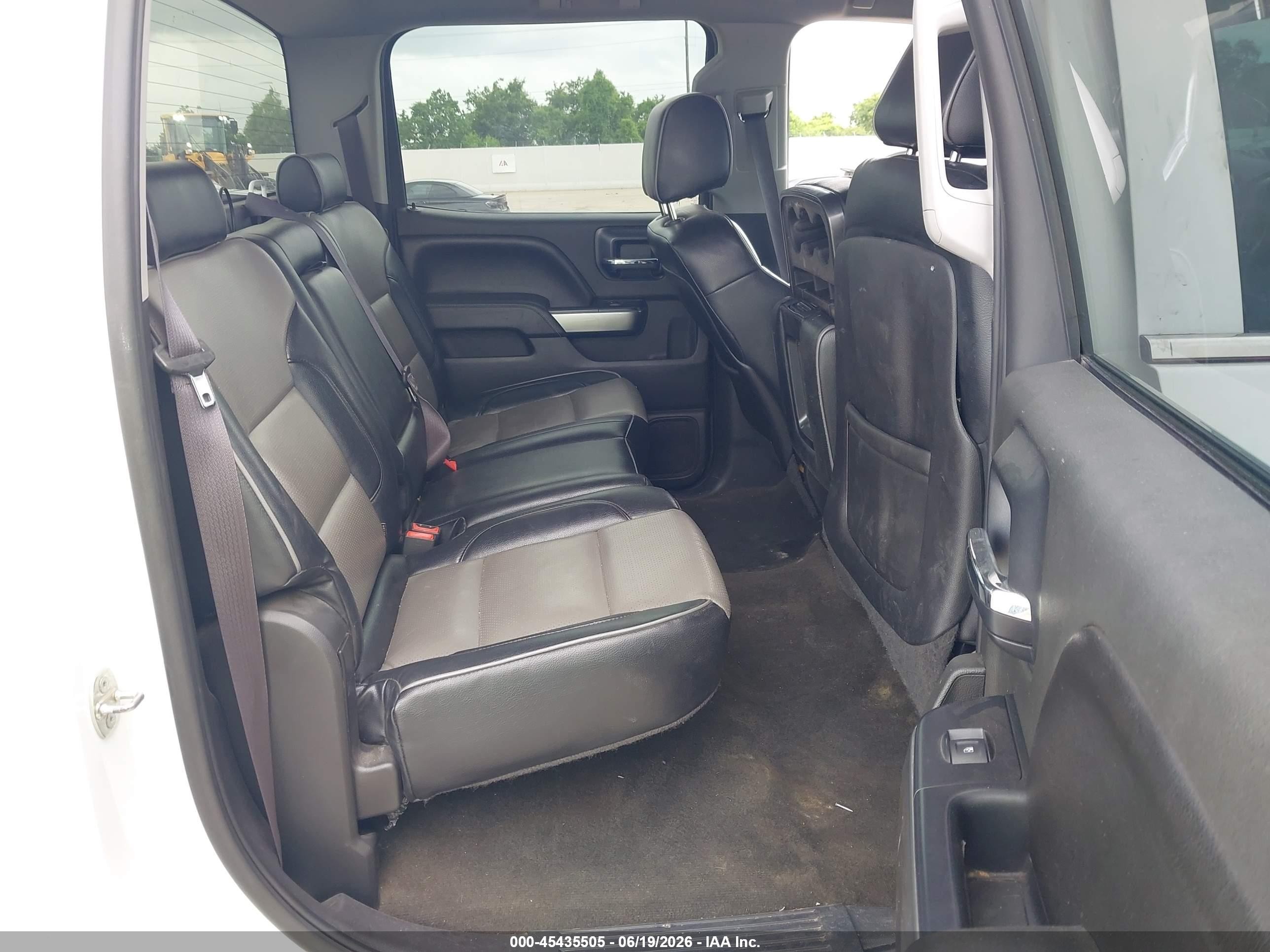 2015 Chevrolet Silverado 1500 1lt White vin: 3GCPCREC6FG168405