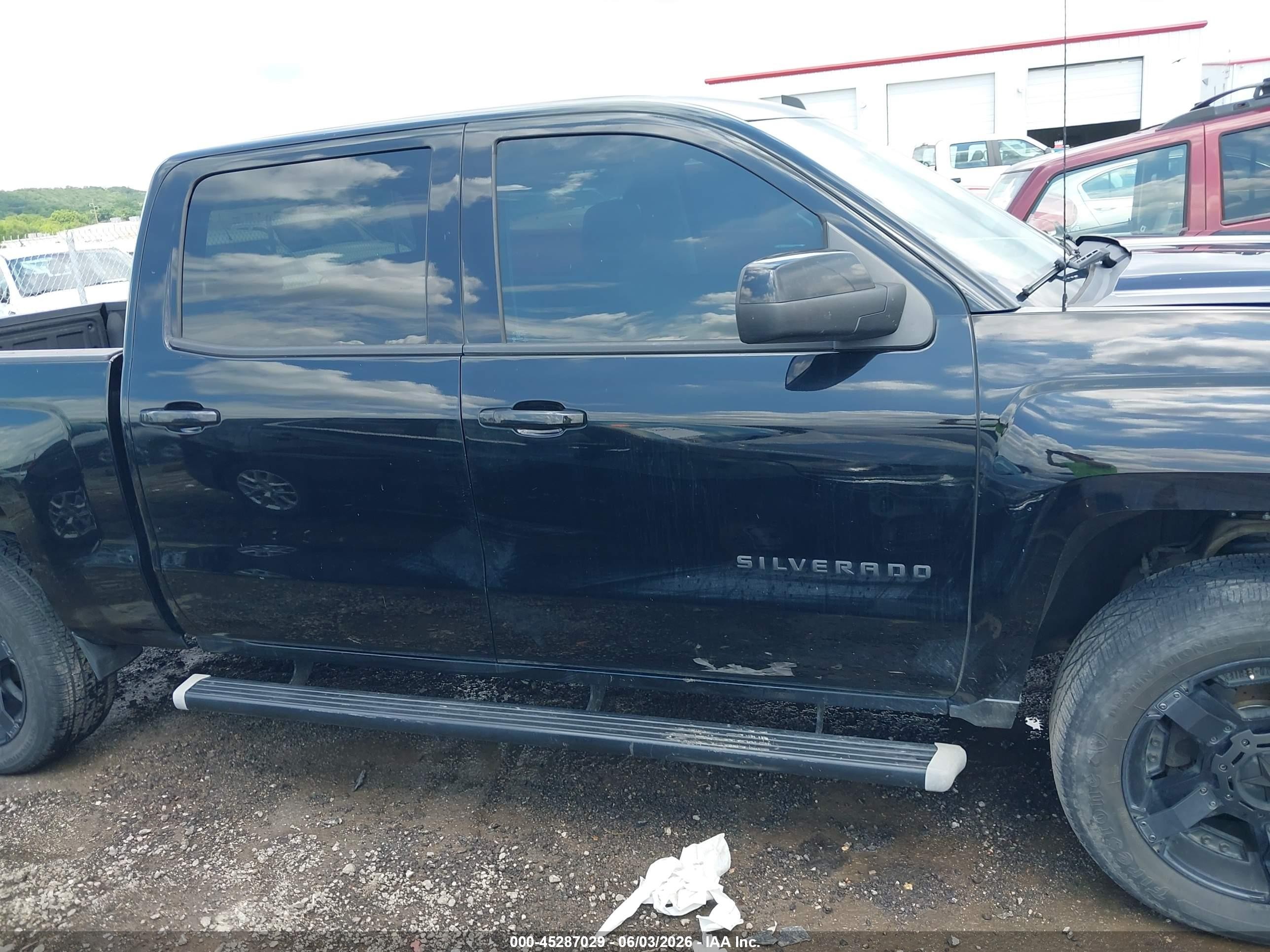 2014 Chevrolet Silverado 1500 1lt Black vin: 3GCPCREC7EG149618
