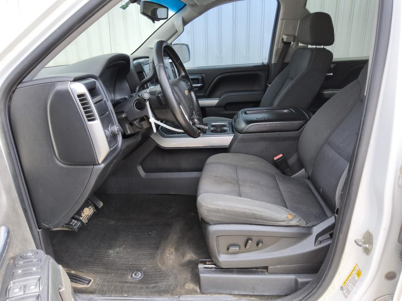 2015 Chevrolet Silverado C1500 Lt White vin: 3GCPCREC7FG232872 Damage: Left Front Seat Cushion, Torn, 1/2 To 1 Inch