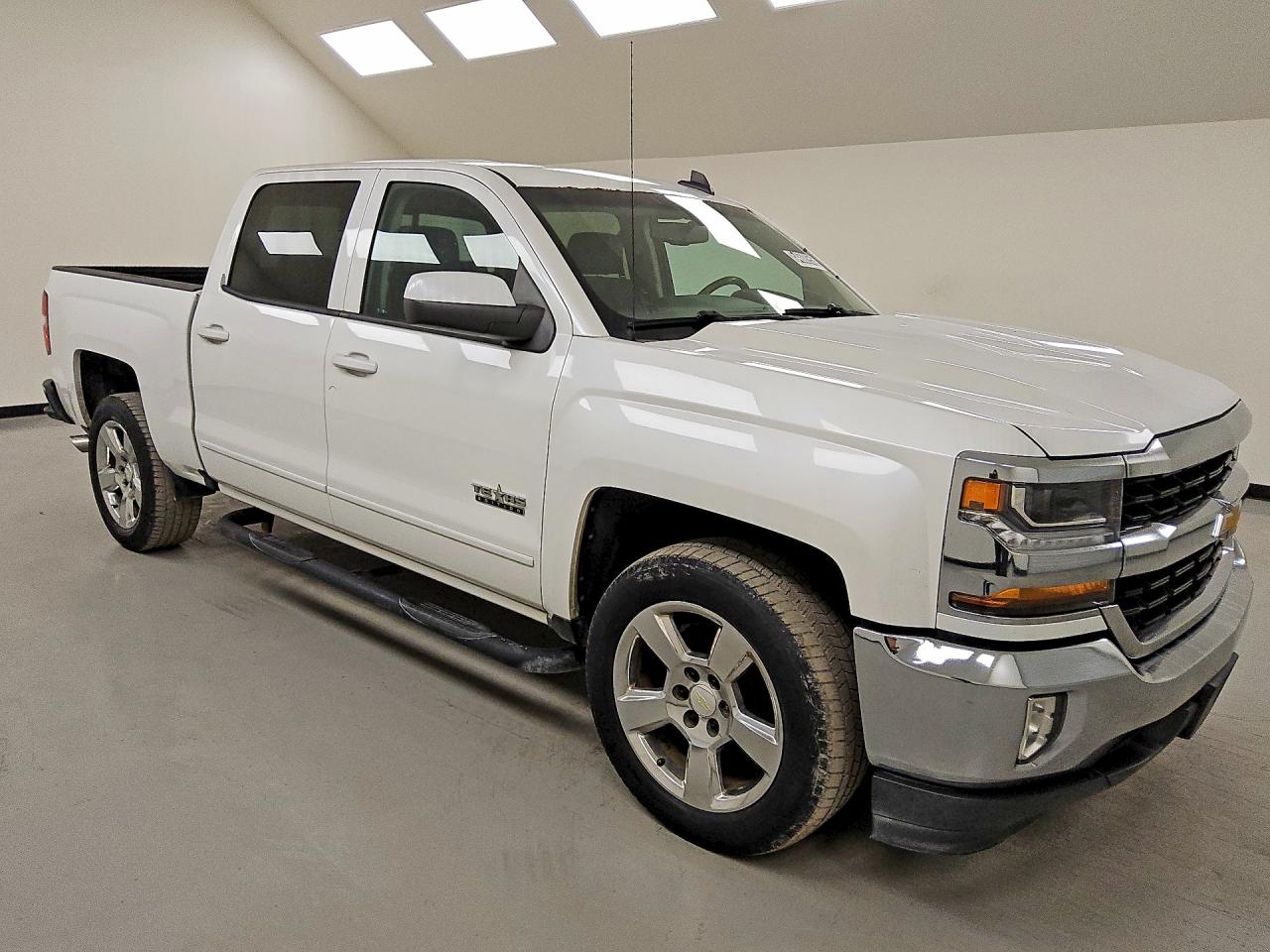 2017 Chevrolet Silverado C1500 Lt White vin: 3GCPCREC7HG408547