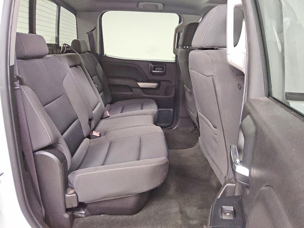 2017 Chevrolet Silverado C1500 Lt White vin: 3GCPCREC7HG408547