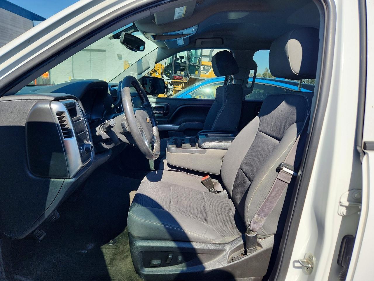 2015 Chevrolet Silverado C1500 Lt White vin: 3GCPCREC8FG215434