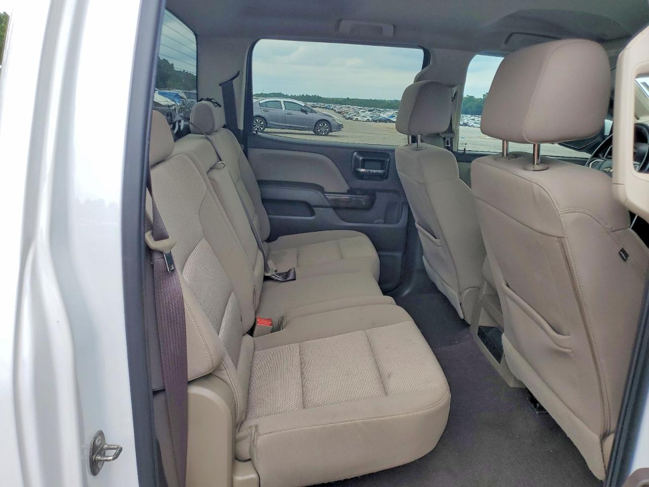 2018 Chevrolet Silverado C1500 Lt White vin: 3GCPCREC8JG591267
