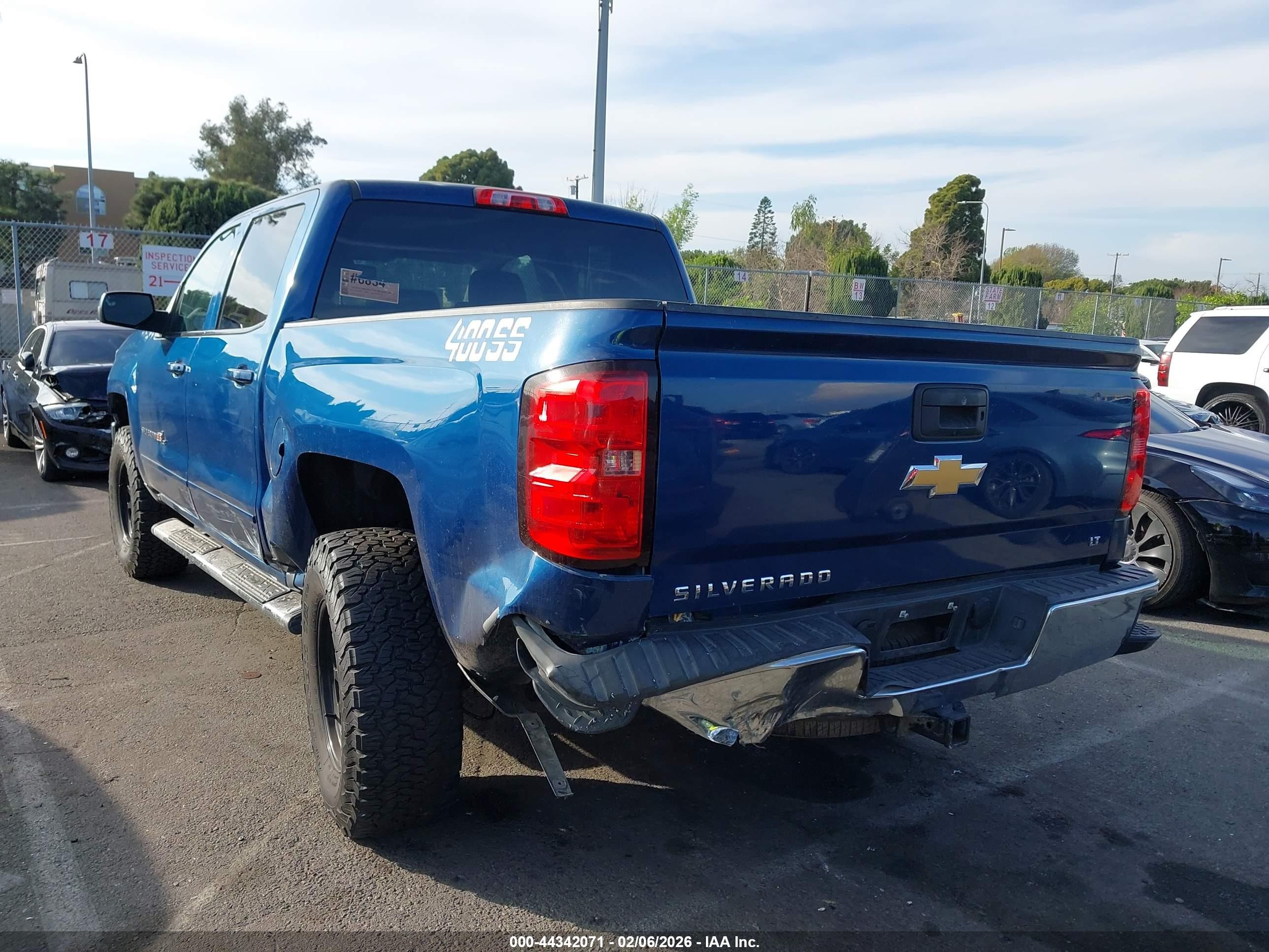 2016 Chevrolet Silverado 1500 1lt Blue vin: 3GCPCREC9GG239873