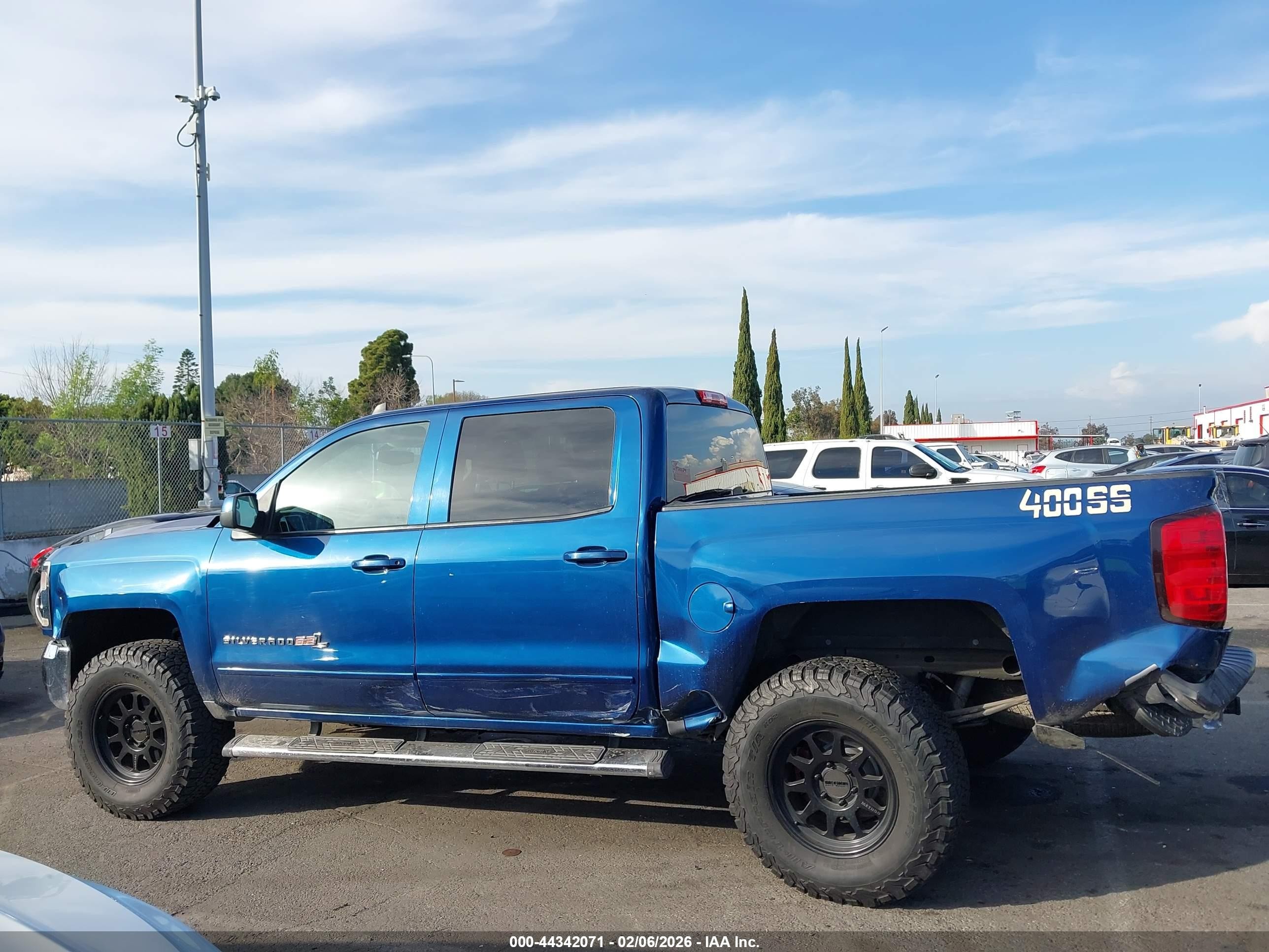 2016 Chevrolet Silverado 1500 1lt Blue vin: 3GCPCREC9GG239873