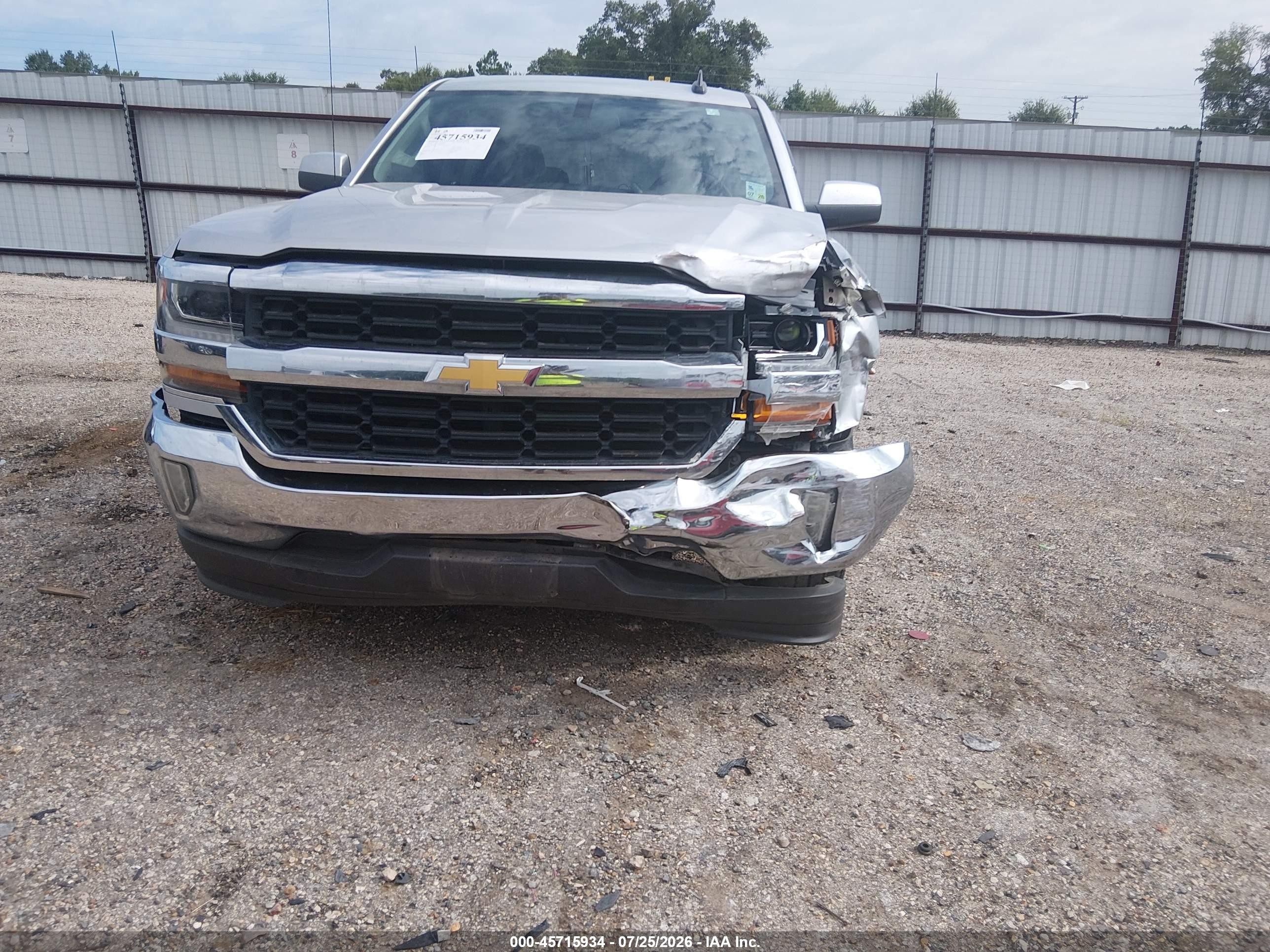 2017 Chevrolet Silverado 1500 Lt Silver vin: 3GCPCREC9HG479541