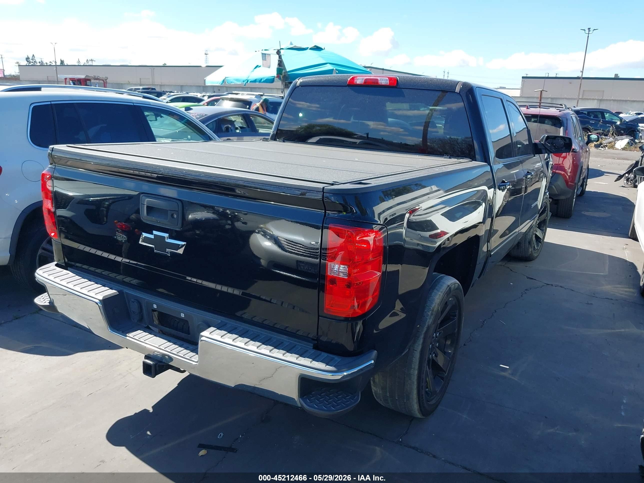2018 Chevrolet Silverado 1500 1lt Black vin: 3GCPCREC9JG397623