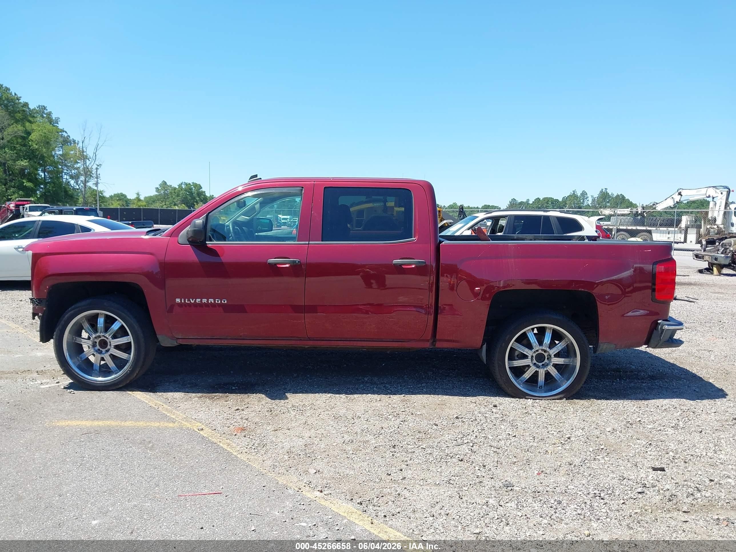 2014 Chevrolet Silverado 1500 1lt Red vin: 3GCPCRECXEG150049
