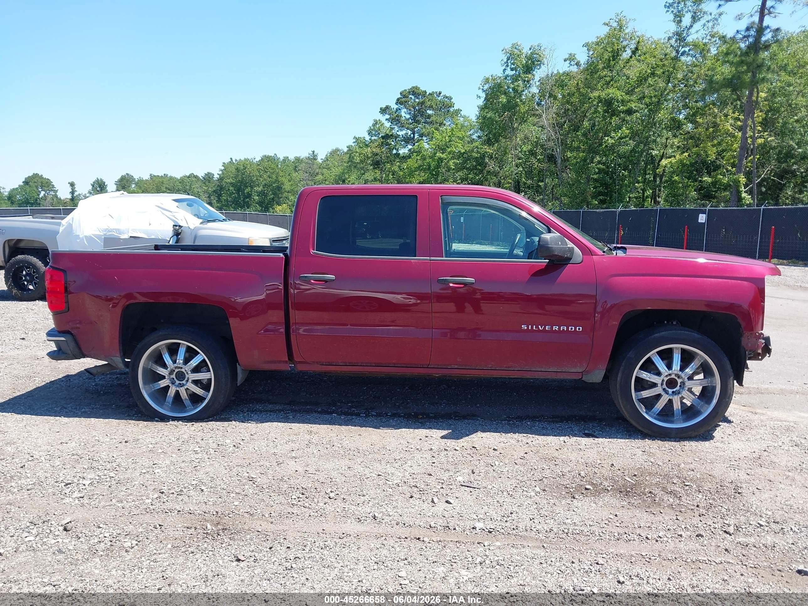 2014 Chevrolet Silverado 1500 1lt Red vin: 3GCPCRECXEG150049