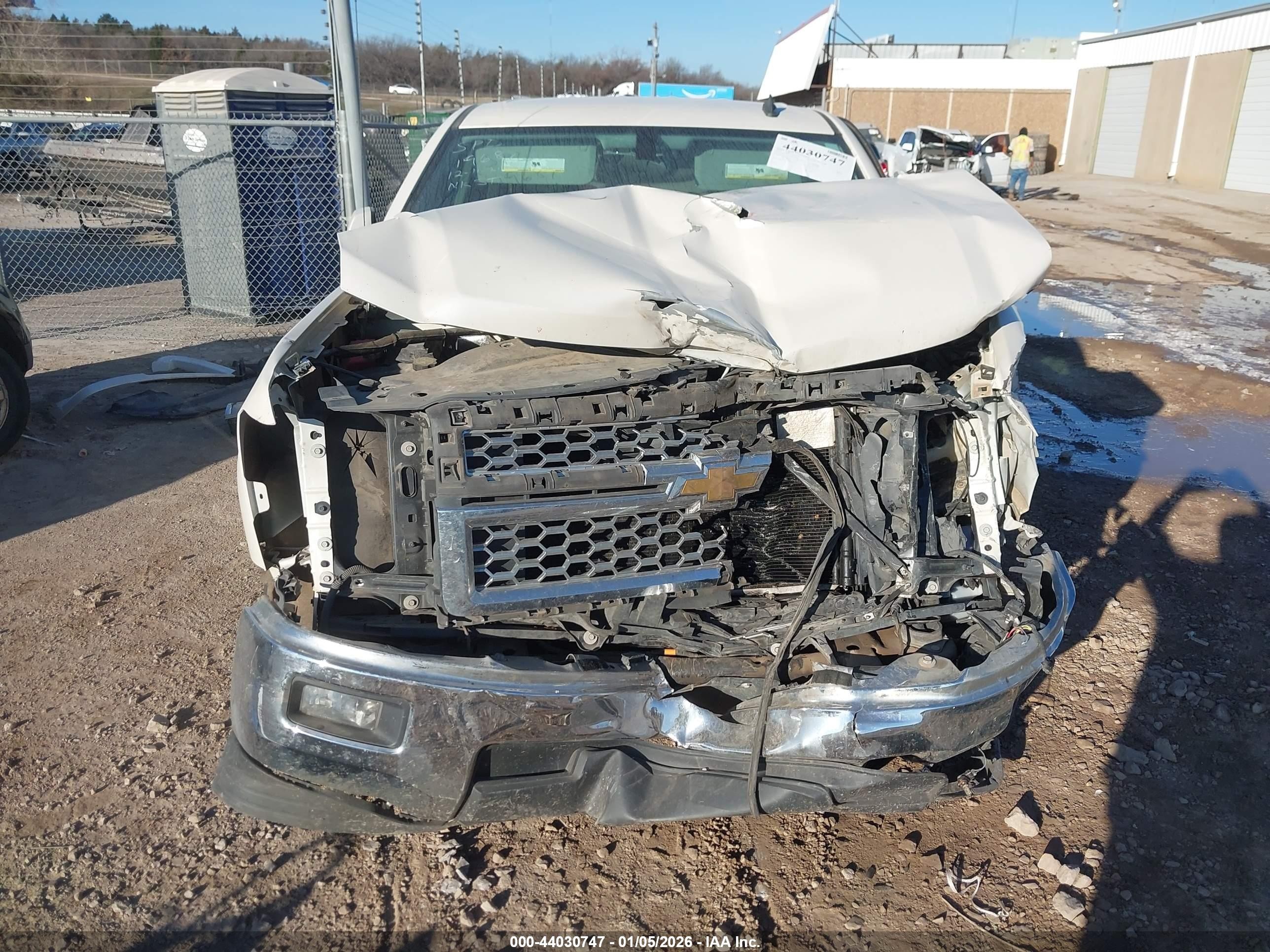 2014 Chevrolet Silverado 1500 1lt White vin: 3GCPCRECXEG505026