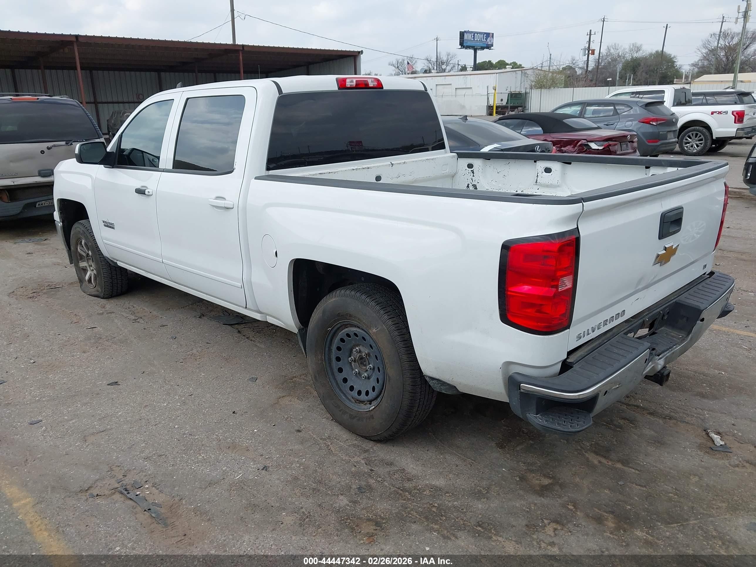 2015 Chevrolet Silverado 1500 1lt White vin: 3GCPCREH2FG273339