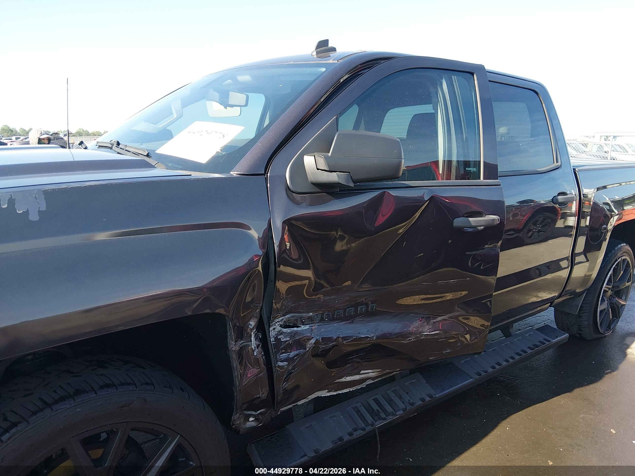 2014 Chevrolet Silverado 1500 1lt Black vin: 3GCPCREHXEG289481