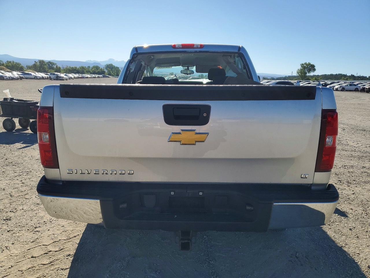 2011 Chevrolet Silverado C1500 Lt Silver vin: 3GCPCSE00BG273805