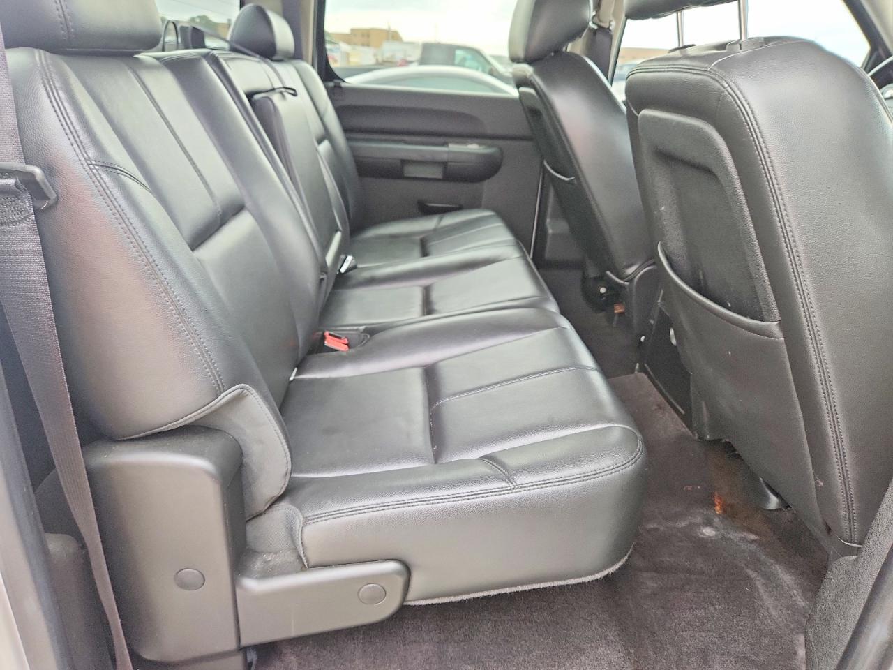 2013 Chevrolet Silverado C1500 Lt White vin: 3GCPCSE00DG151268