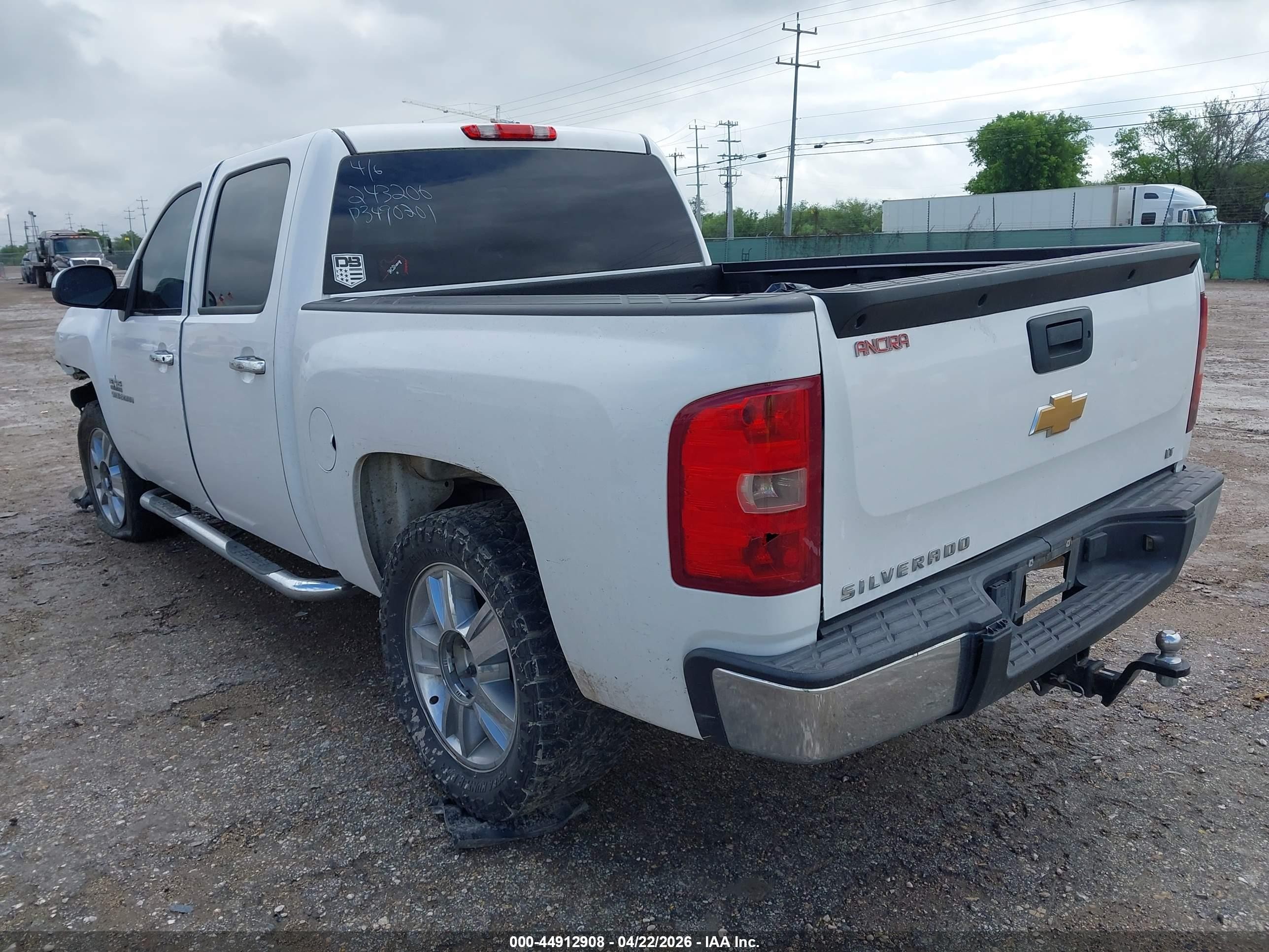 2013 Chevrolet Silverado 1500 Lt White vin: 3GCPCSE00DG243206