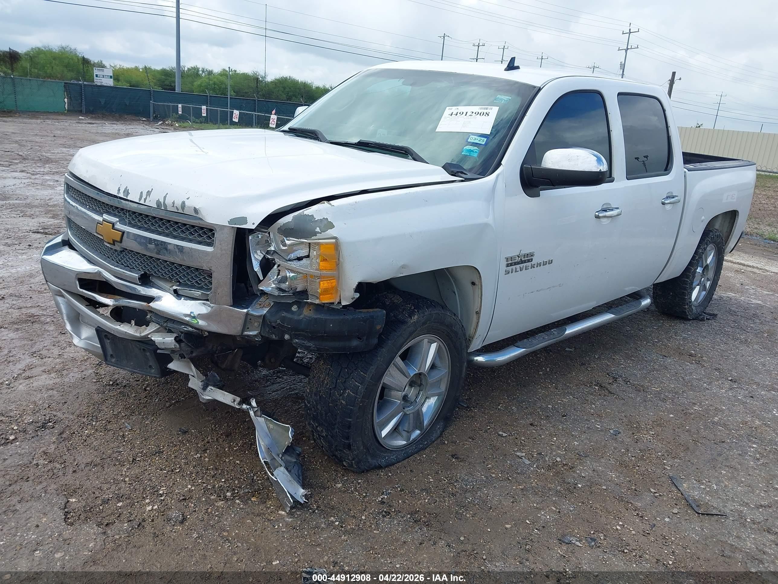 2013 Chevrolet Silverado 1500 Lt White vin: 3GCPCSE00DG243206