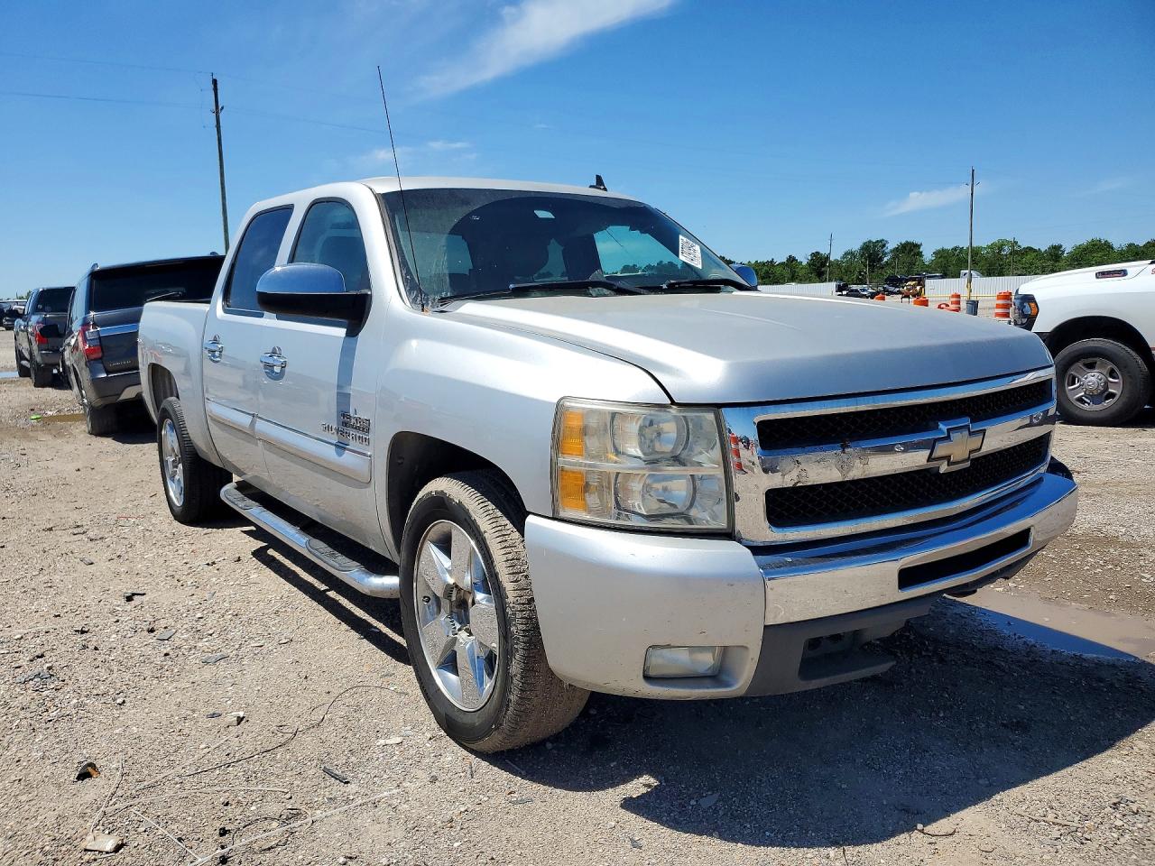 2011 Chevrolet Silverado C1500 Lt Silver vin: 3GCPCSE01BG361536