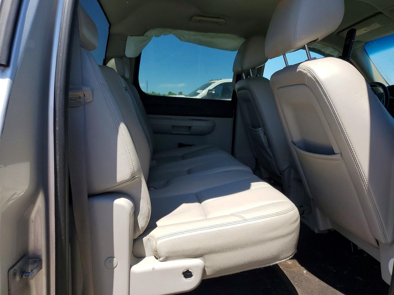 2011 Chevrolet Silverado C1500 Lt Silver vin: 3GCPCSE01BG361536