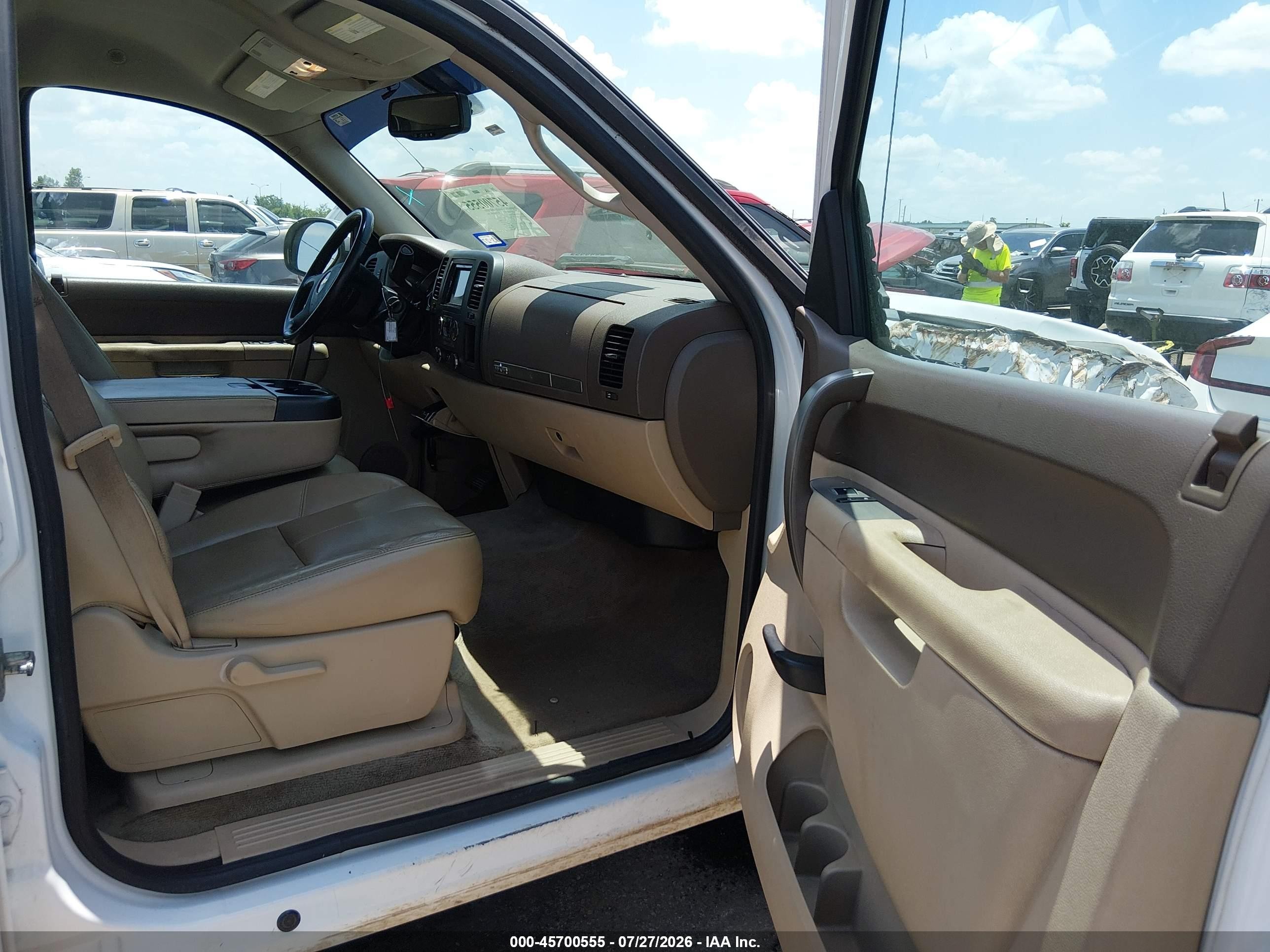 2012 Chevrolet Silverado 1500 Lt White vin: 3GCPCSE01CG154999