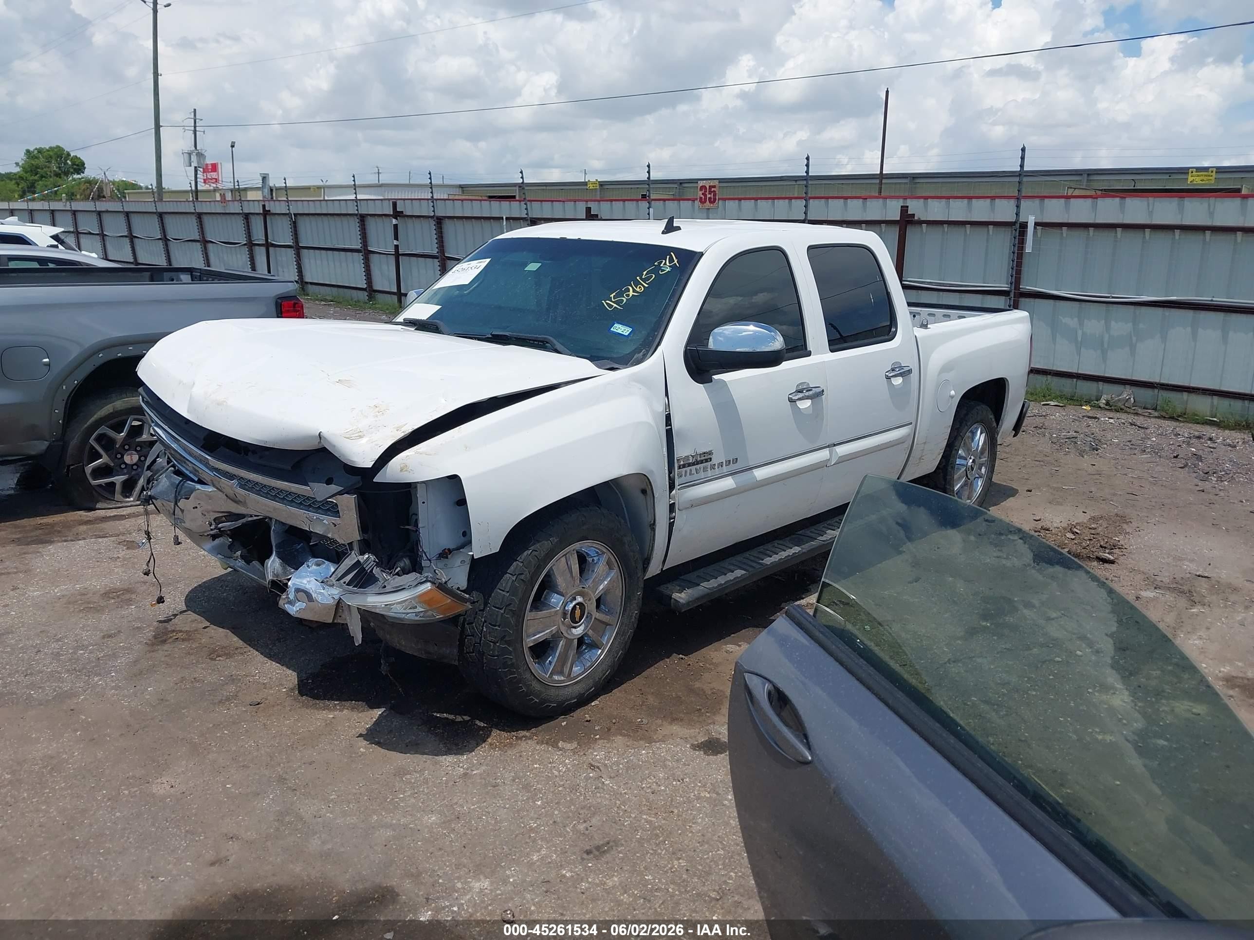 2012 Chevrolet Silverado 1500 Lt White vin: 3GCPCSE01CG251216