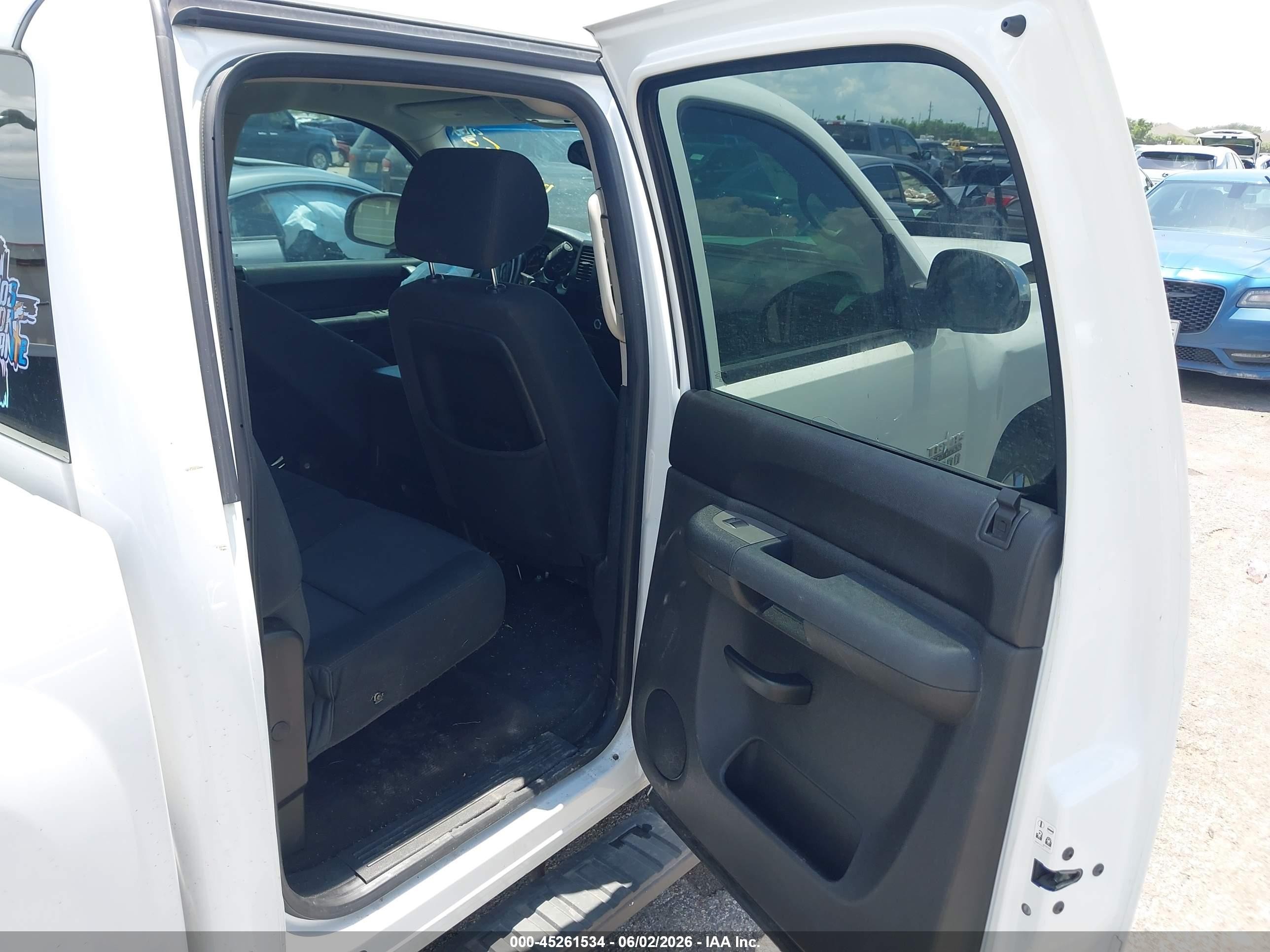 2012 Chevrolet Silverado 1500 Lt White vin: 3GCPCSE01CG251216