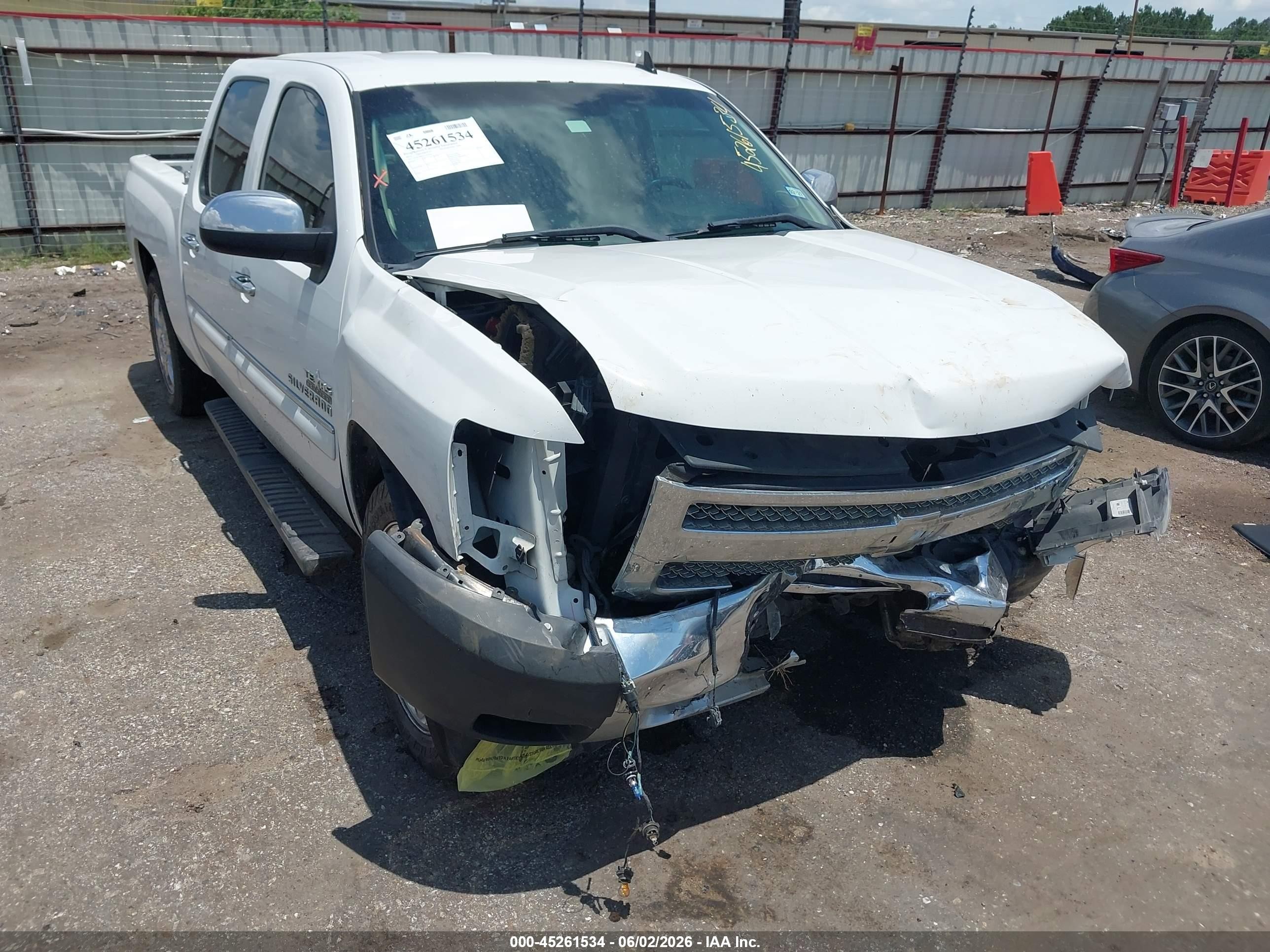2012 Chevrolet Silverado 1500 Lt White vin: 3GCPCSE01CG251216