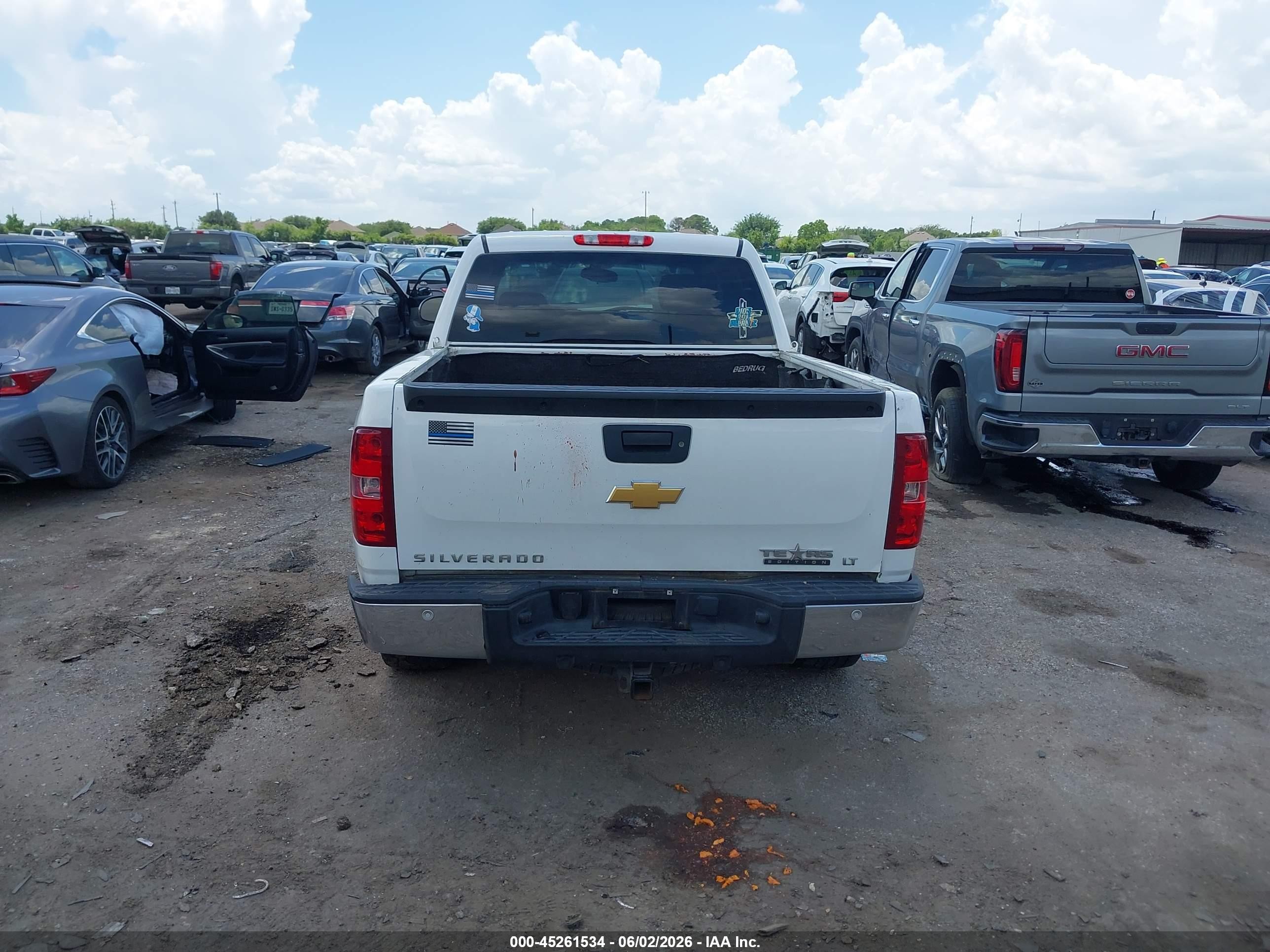 2012 Chevrolet Silverado 1500 Lt White vin: 3GCPCSE01CG251216