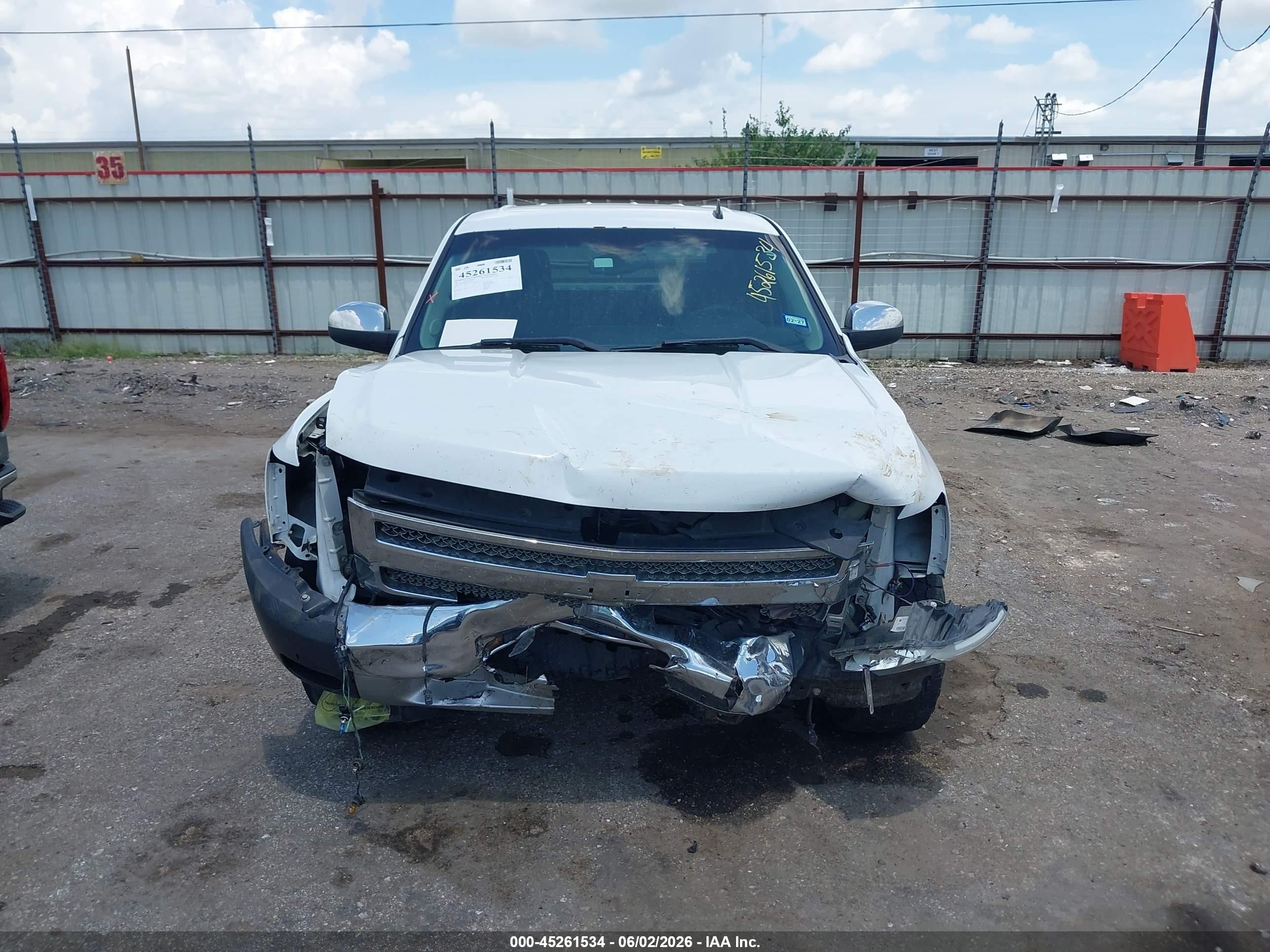2012 Chevrolet Silverado 1500 Lt White vin: 3GCPCSE01CG251216
