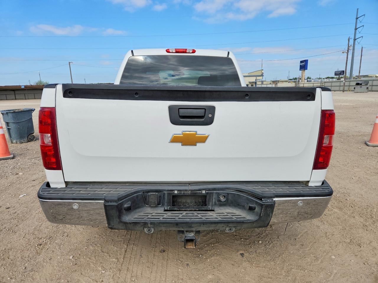 2012 Chevrolet Silverado C1500 Lt White vin: 3GCPCSE01CG262636