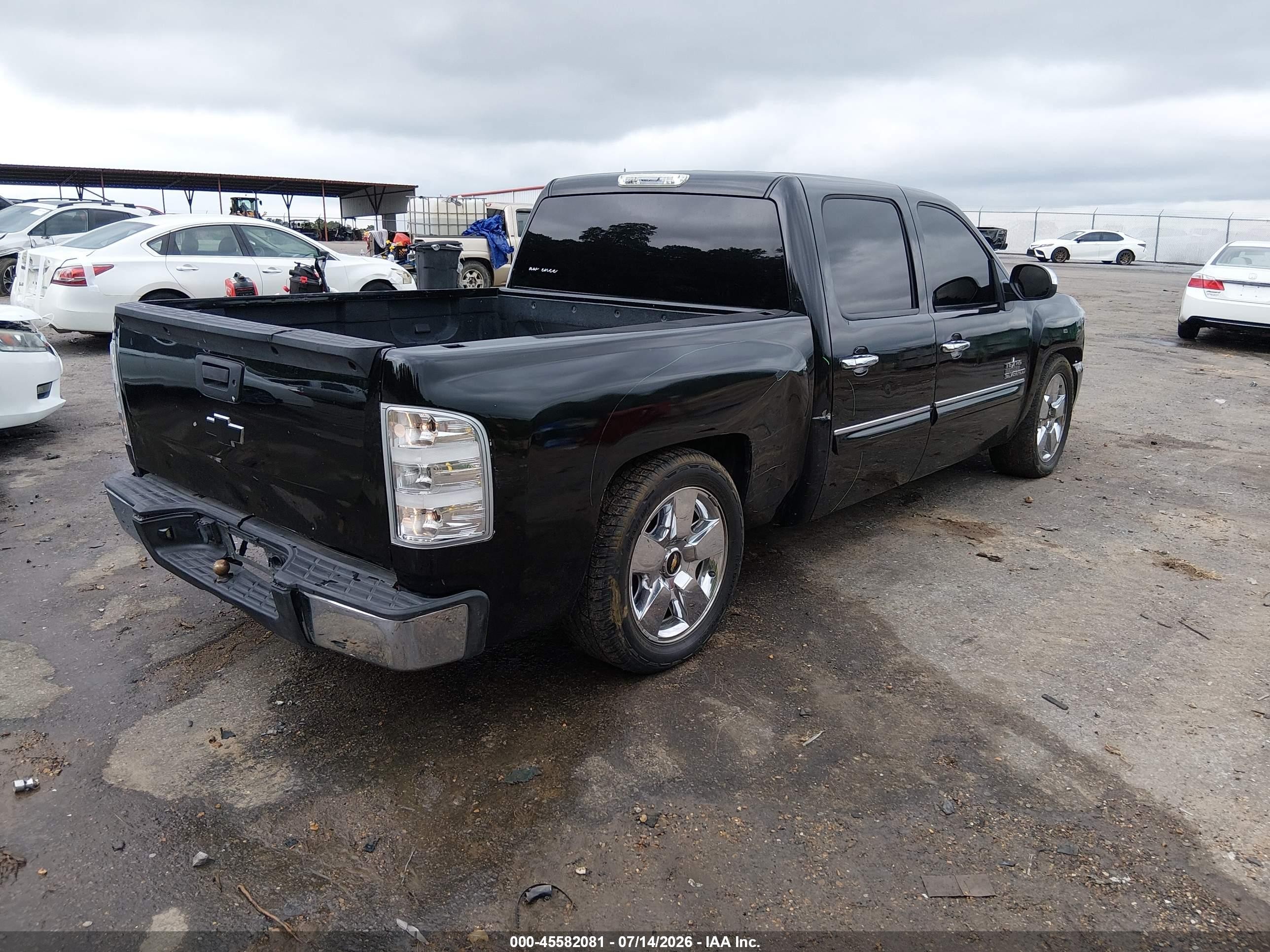 2011 Chevrolet Silverado 1500 Lt Black vin: 3GCPCSE02BG374327