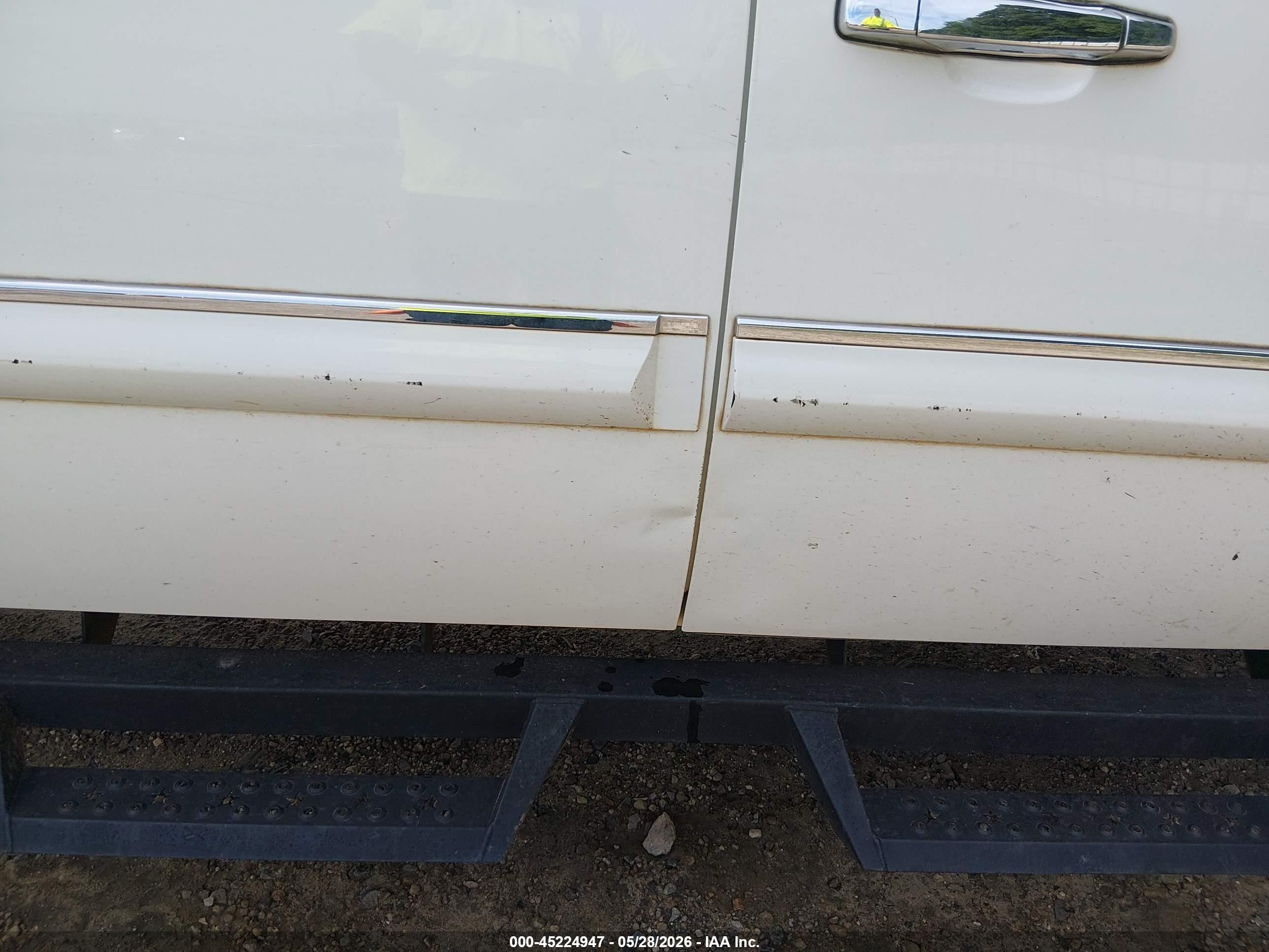 2011 Chevrolet Silverado 1500 Lt White vin: 3GCPCSE02BG388518