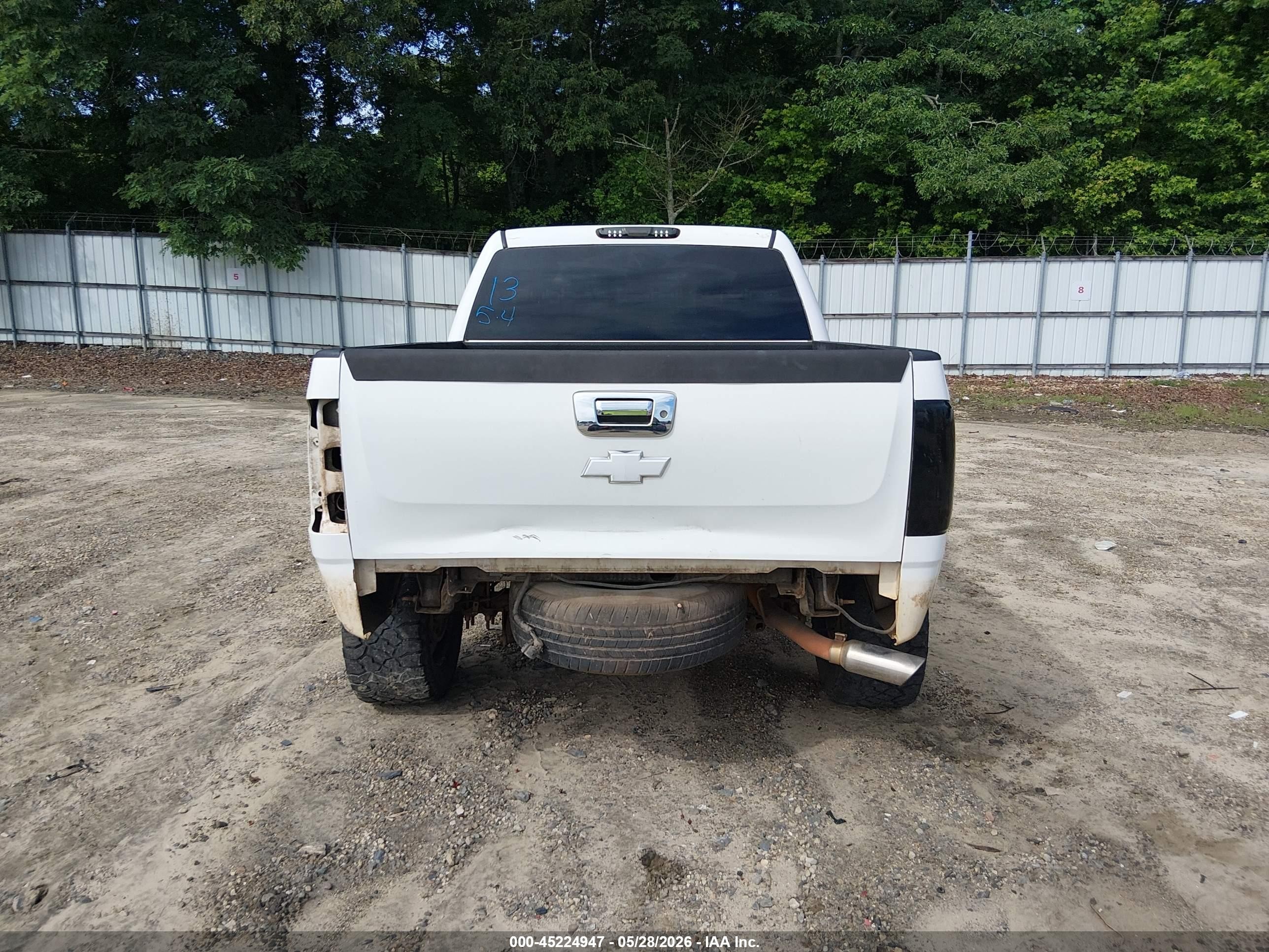 2011 Chevrolet Silverado 1500 Lt White vin: 3GCPCSE02BG388518