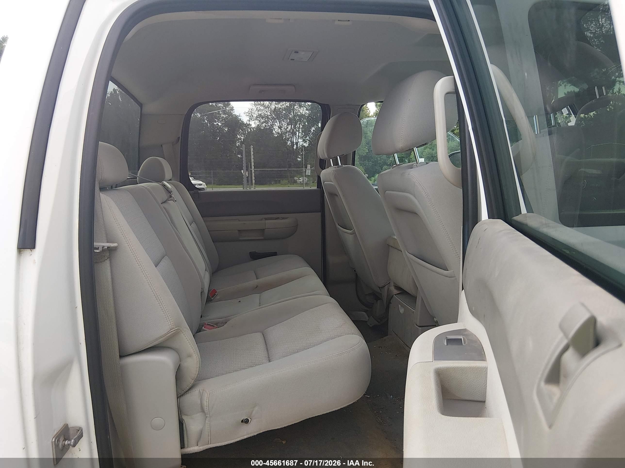 2012 Chevrolet Silverado 1500 Lt White vin: 3GCPCSE02CG109067