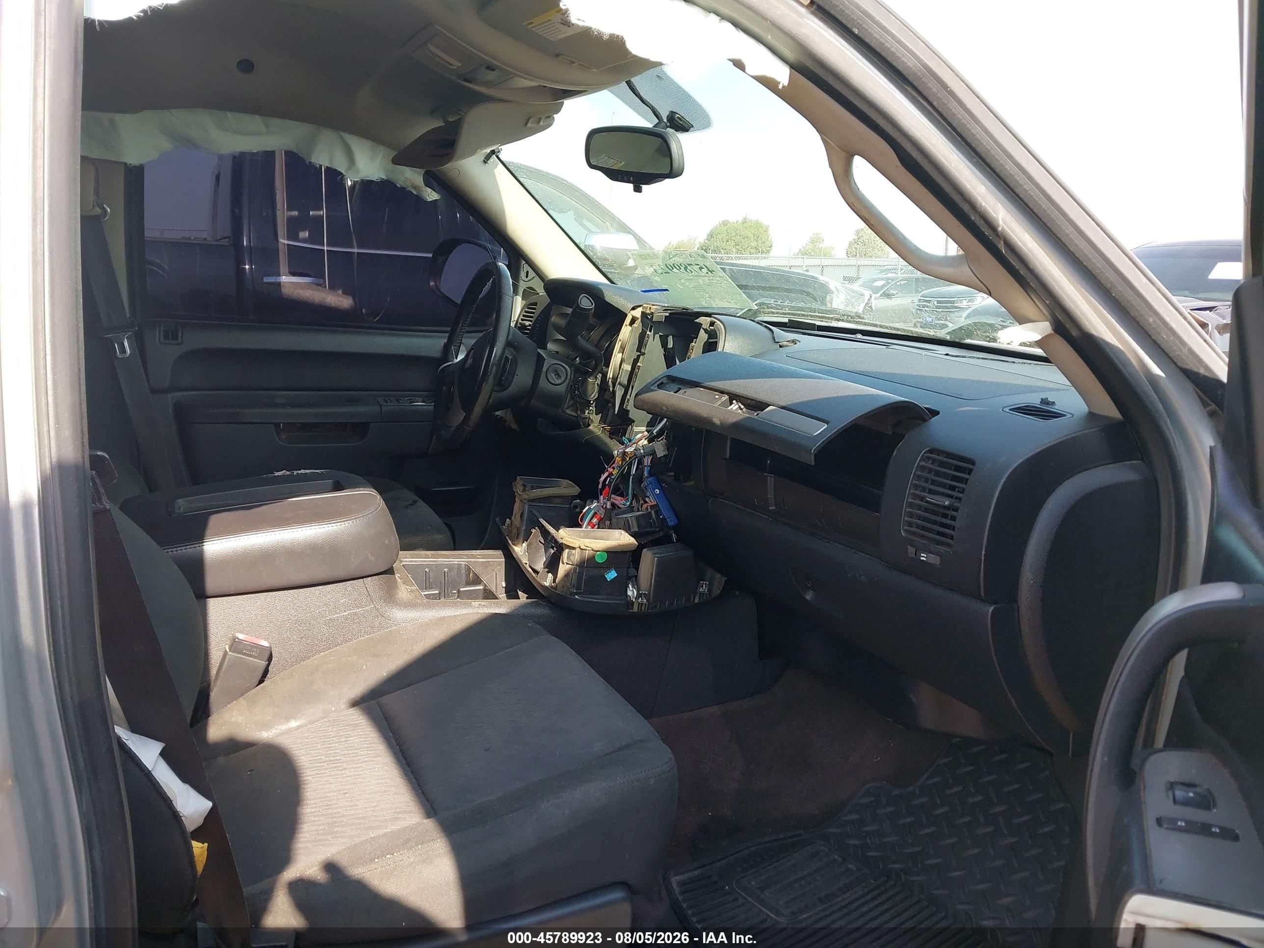 2013 Chevrolet Silverado 1500 Lt Серебряный vin: 3GCPCSE02DG219425