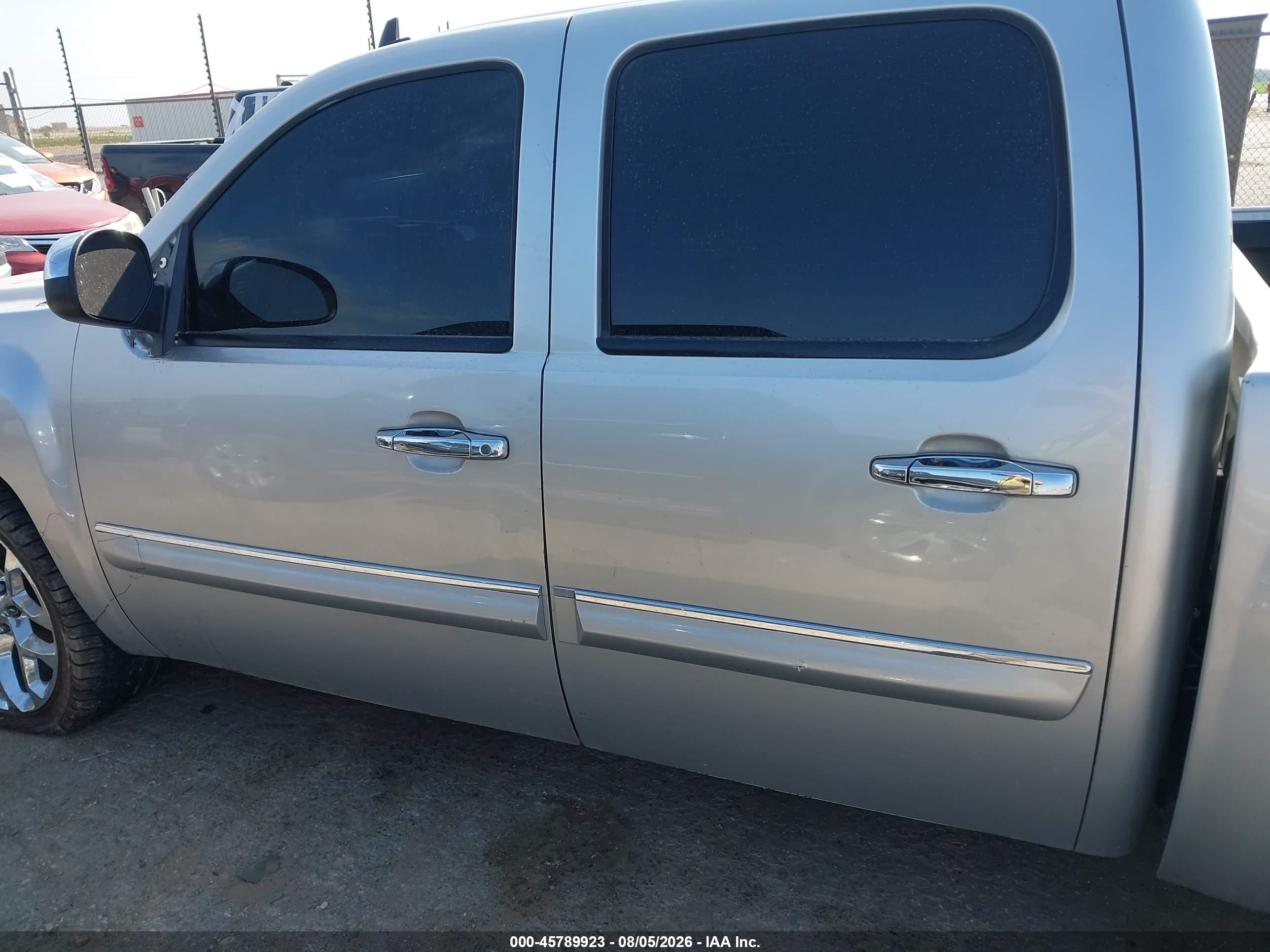 2013 Chevrolet Silverado 1500 Lt Серебряный vin: 3GCPCSE02DG219425