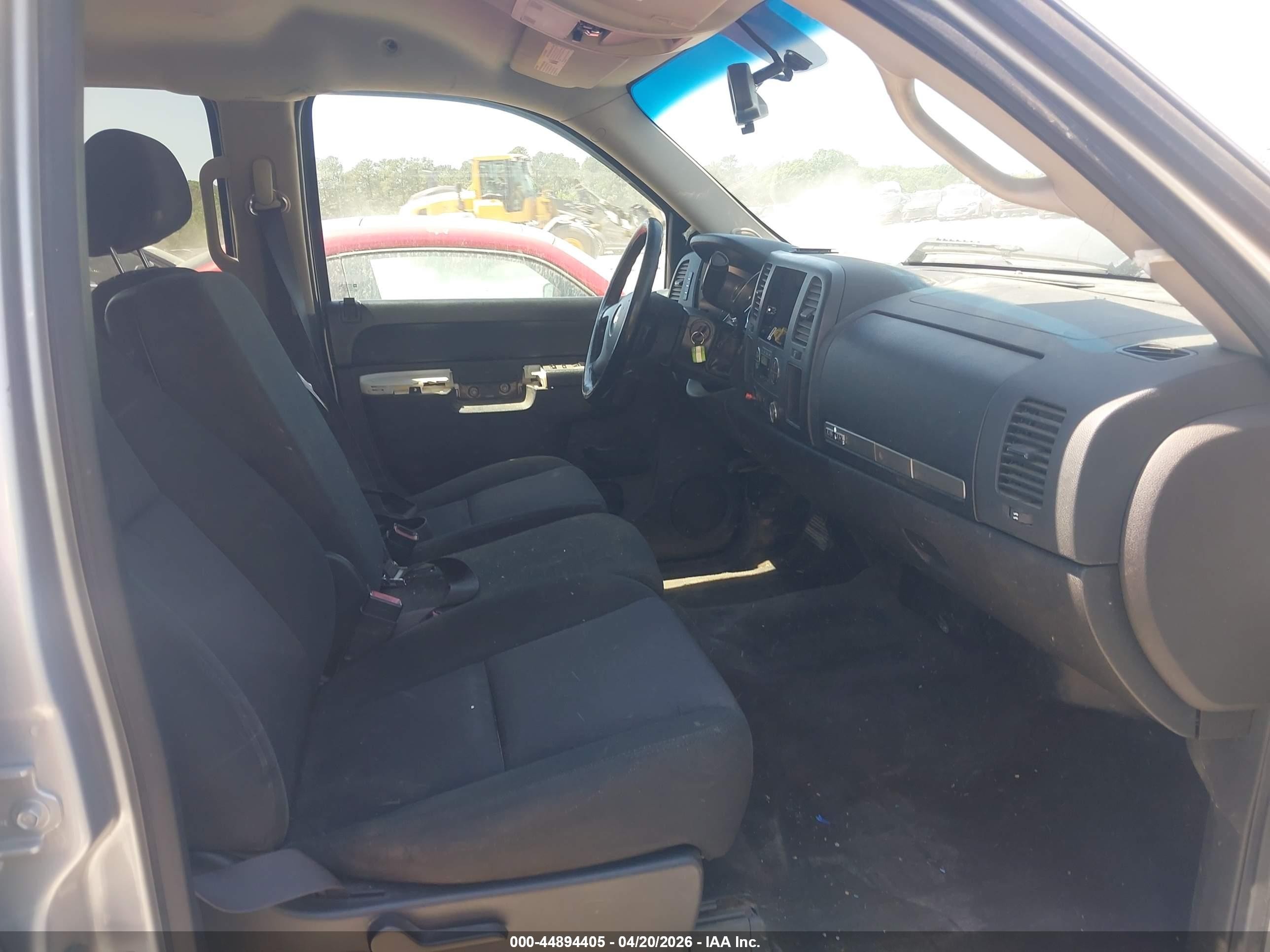 2013 Chevrolet Silverado 1500 Lt Silver vin: 3GCPCSE02DG324272