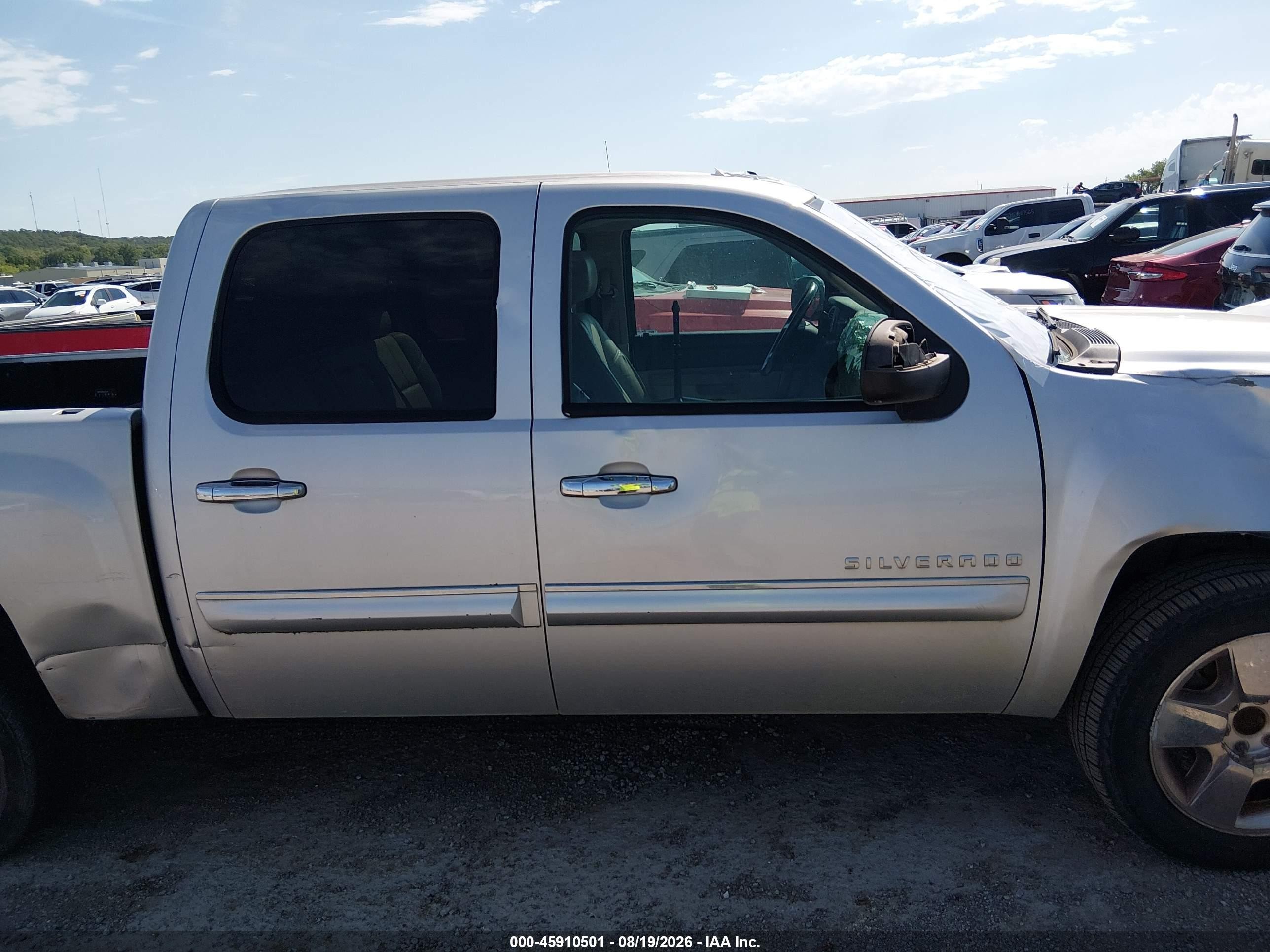 2011 Chevrolet Silverado 1500 Lt Silver vin: 3GCPCSE03BG171477