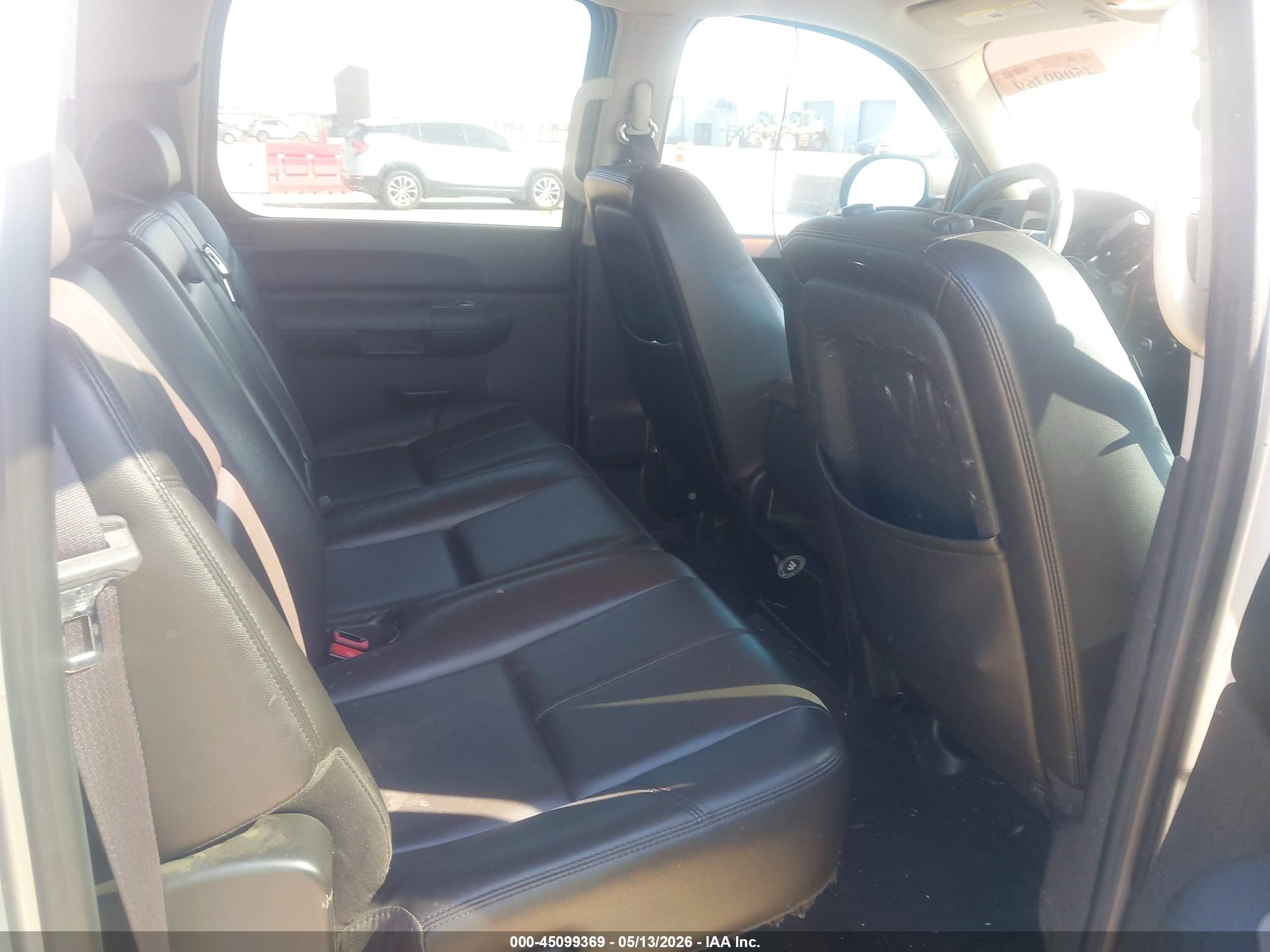 2011 Chevrolet Silverado 1500 Lt Серебряный vin: 3GCPCSE03BG326187