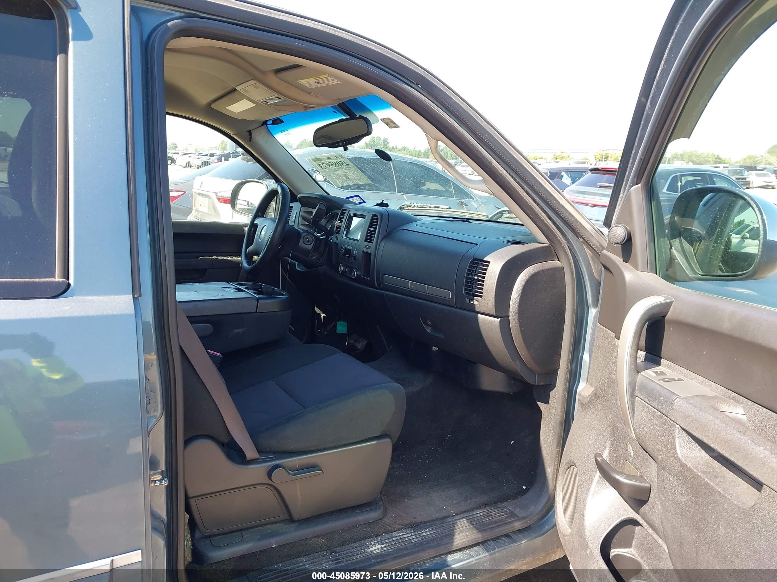 2011 Chevrolet Silverado 1500 Lt Light Blue vin: 3GCPCSE03BG359304