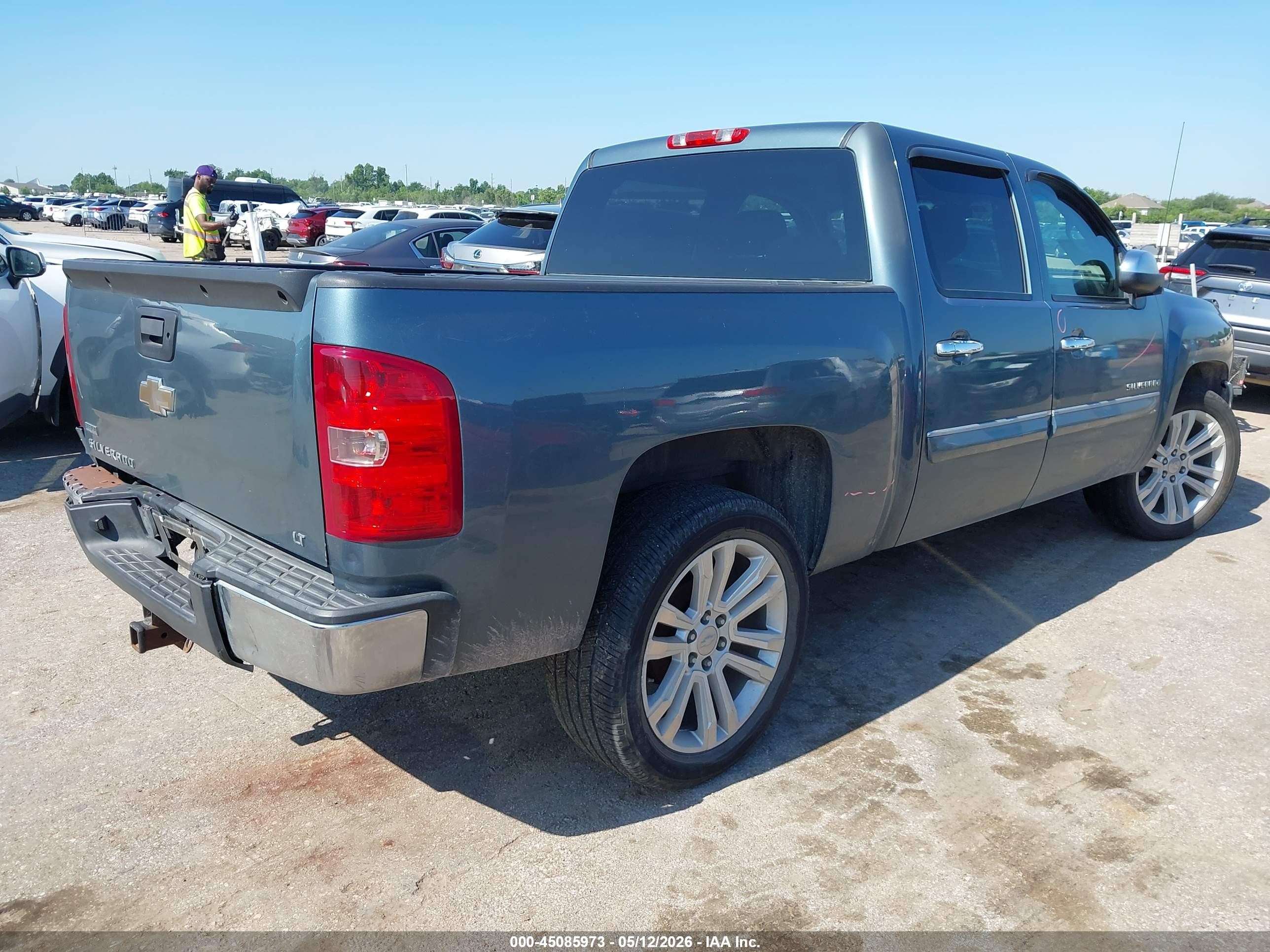 2011 Chevrolet Silverado 1500 Lt Light Blue vin: 3GCPCSE03BG359304